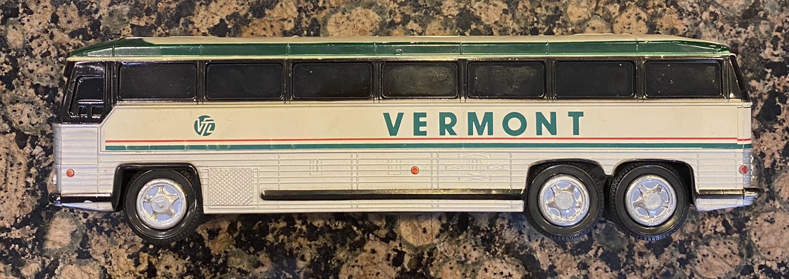 VERMONT BUS LINES JIMSON # 340 PLASTIC BUS BANK, NEW, NO BOX
