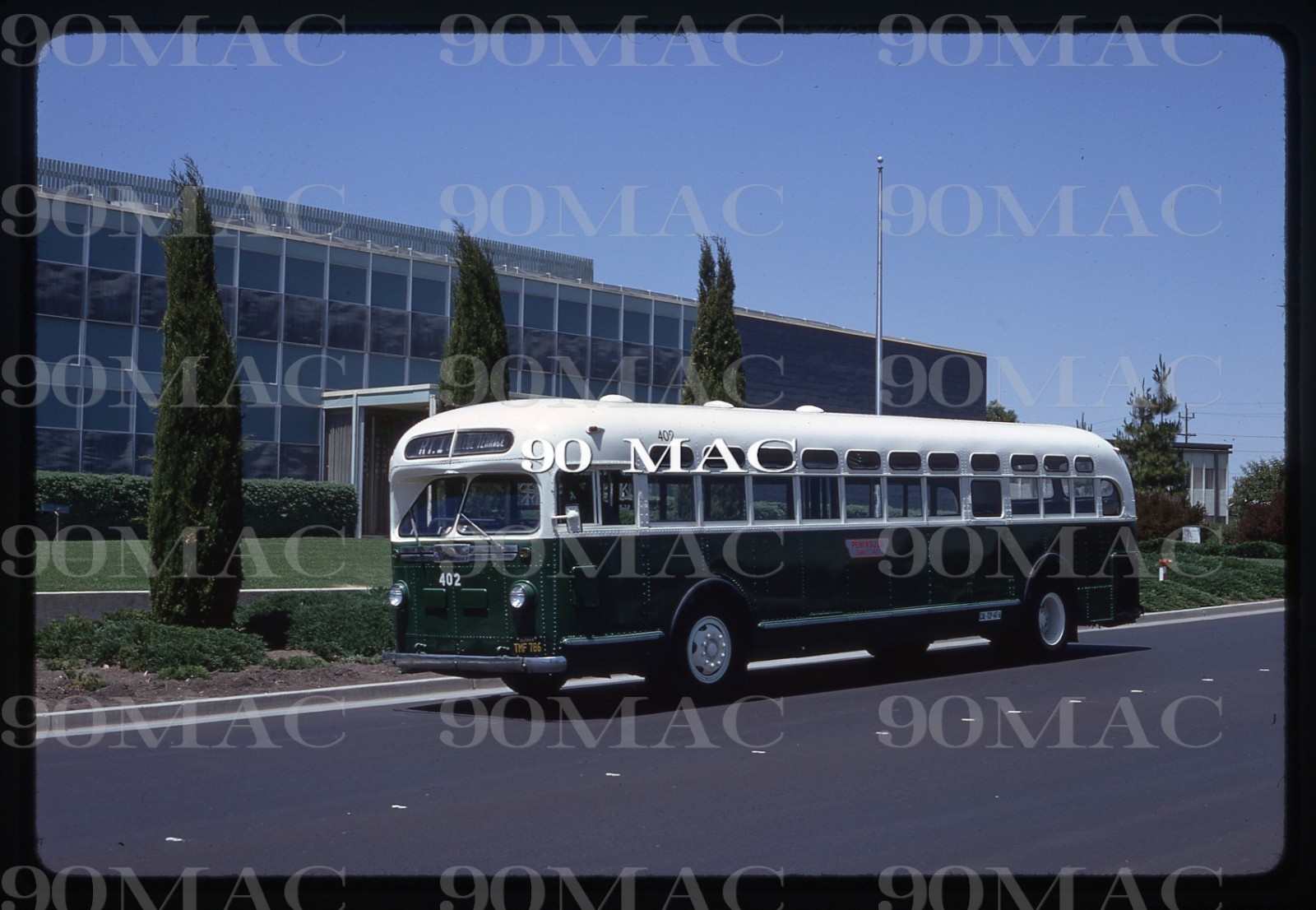 PENINSULA TRANSIT. YELLOW COACH #402. Palo Alto (CA). Original Slide 1970. (B)