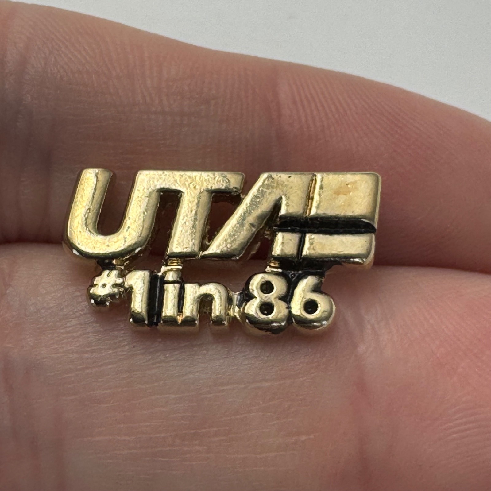 1986 UTA Utah Transit Authority #1 in 86 Lapel Pin Tie Tack Award Vintage
