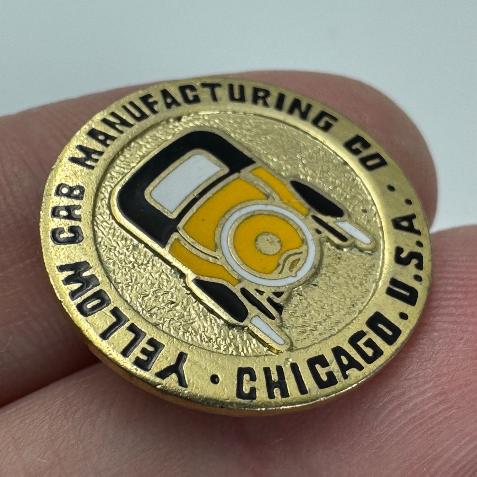 Yellow Cab Manufacturing Co Chicago USA Vintage Taxi Enamel Lapel Pin