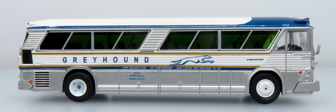 MCI MC-5A Bus Greyhound United States 1/87/HO Scale Bus Iconic Replicas
