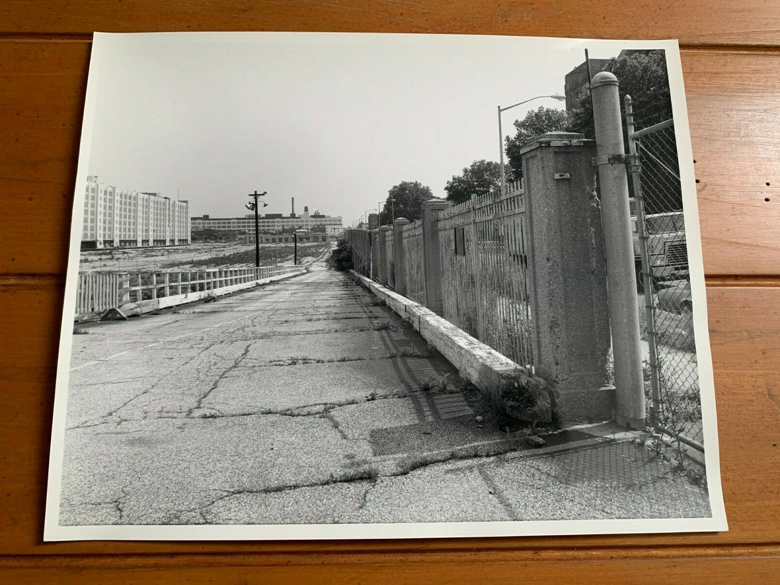 8X10 NYC NY BUS BROOKLYN ARMY TERMINAL BAT ENTRANCE AUTHENTIC B&W PHOTOGRAPH