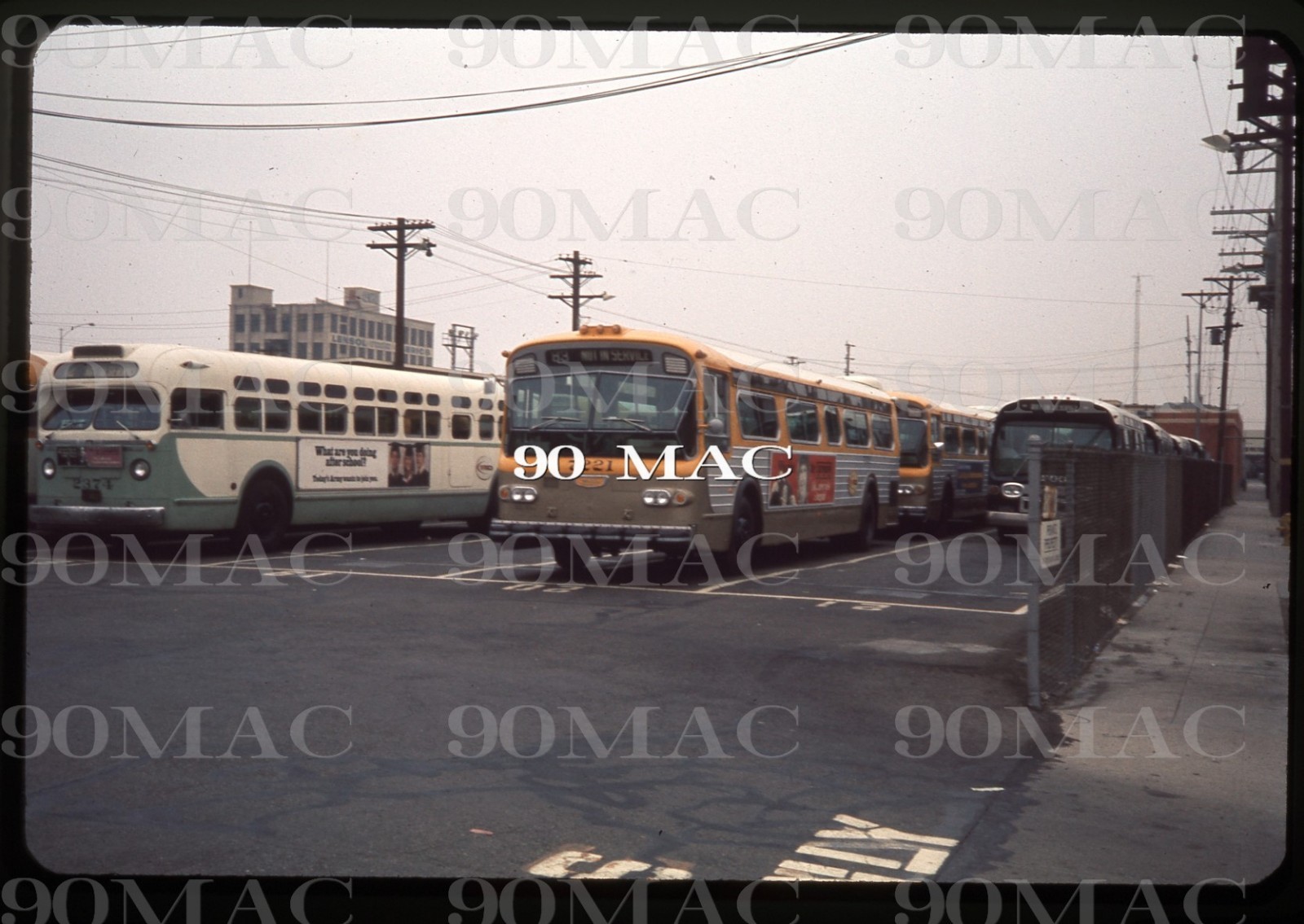 SCRTD-RTD. DIVISION 2 Yard. Los Angeles (CA). Original Slide. 1973. NEW 7221!