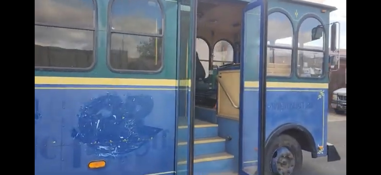 TROLLEY BUS CABLE CAR TOUR BUS CHEVY TROLLEY GMC TROLLEY WINE TOUR BUS TOUR BUS