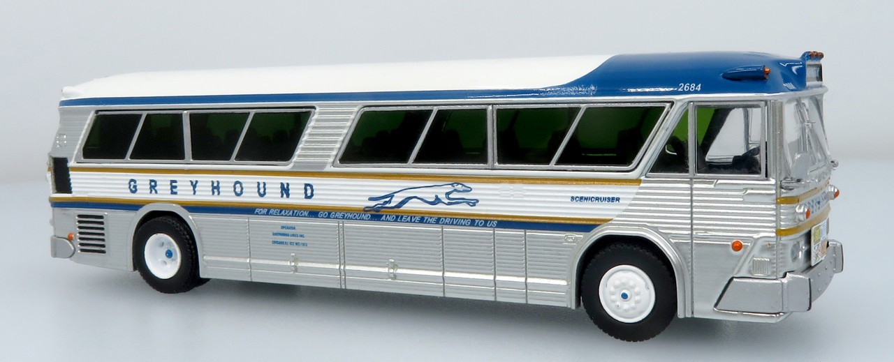 MCI MC-5A Bus Greyhound United States 1/87/HO Scale Bus Iconic Replicas