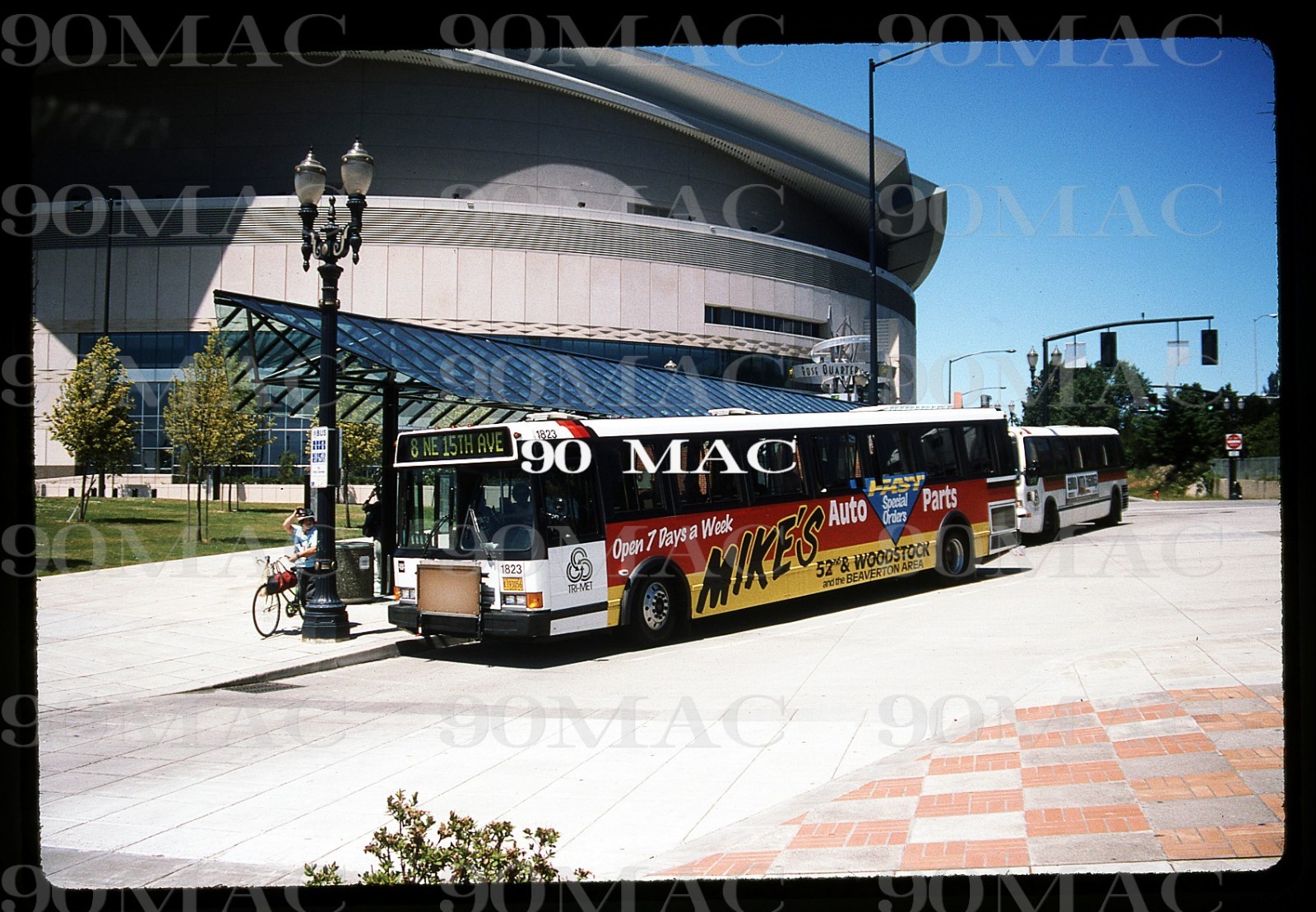 TRI-MET. FLXIBLE BUS #1823. Portland (OR). Original Slide 1996.