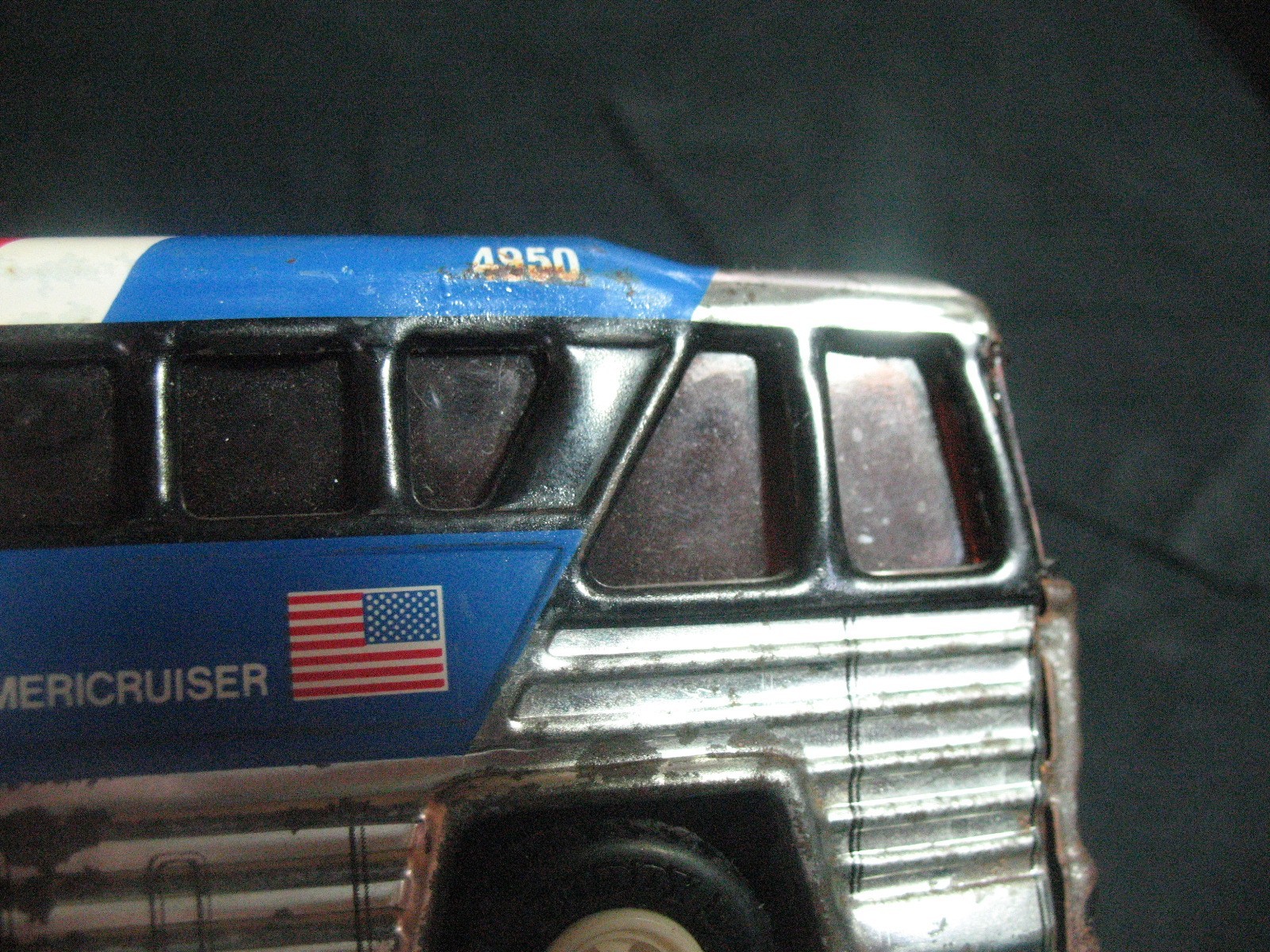1979 Buddy L Greyhound Bus Americruiser 4950 Tin Toy Japan