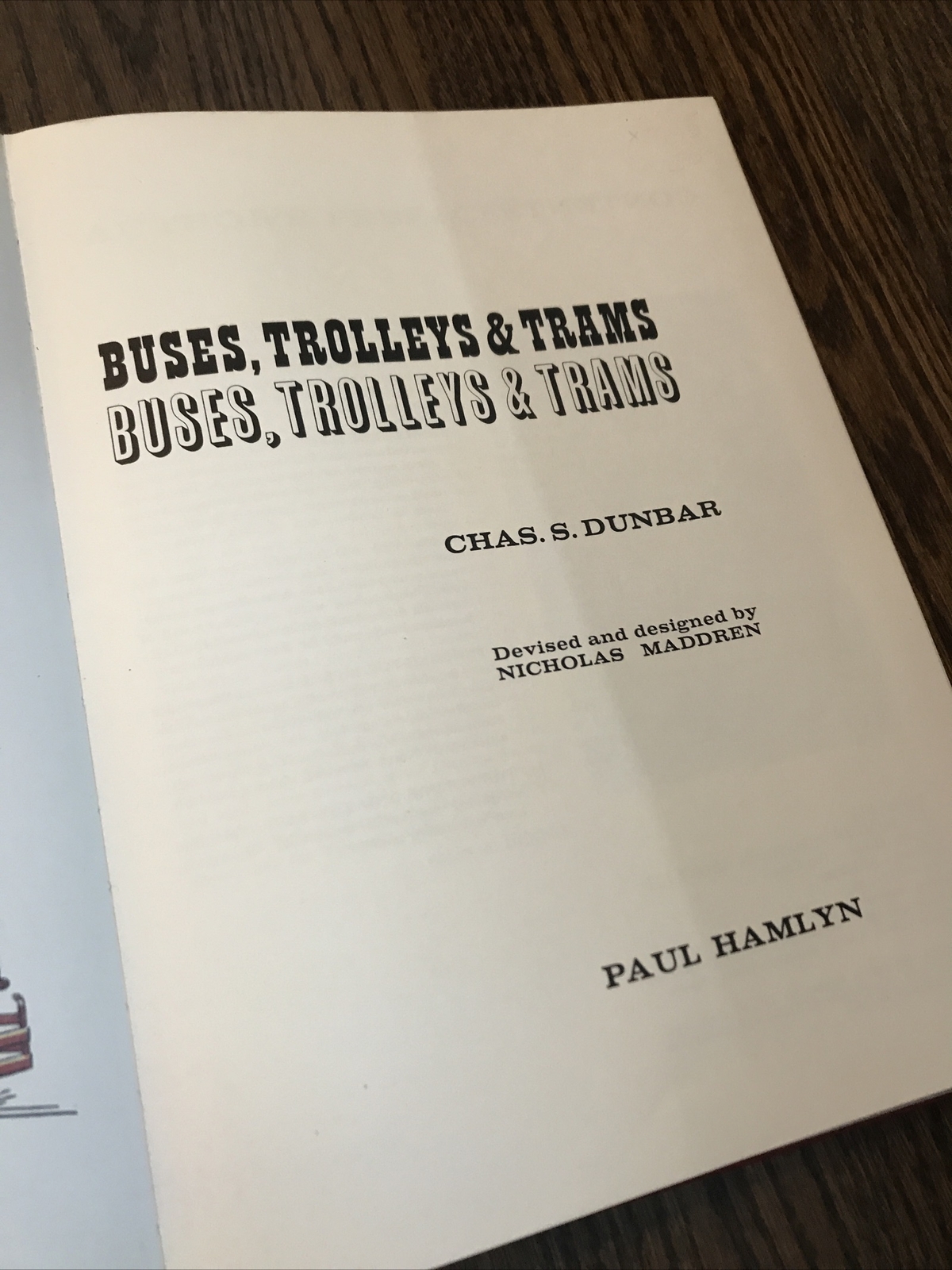 Buss Trolleys Trams by Chas. S. Dunbar (1968) Italy