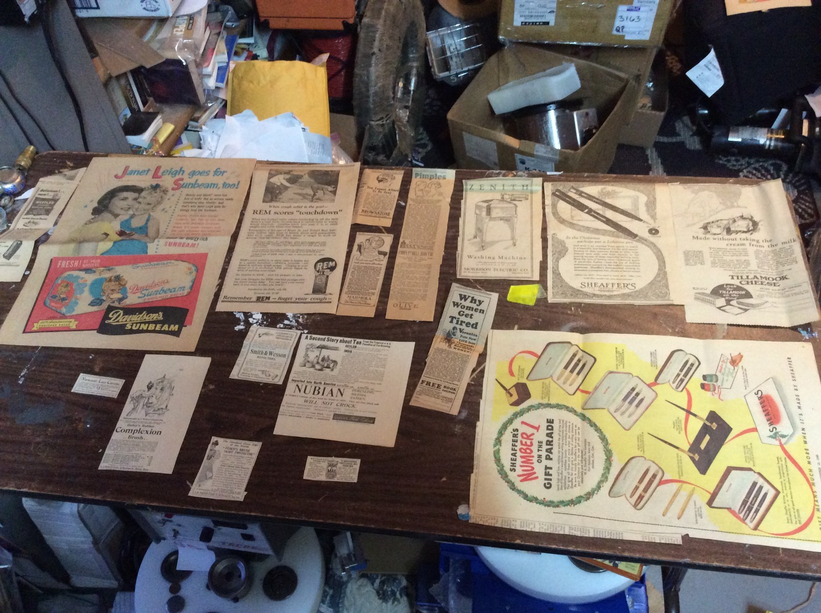 Lot of 31 Vintage / Antique Newspaper Ads Advertisements Clippings
