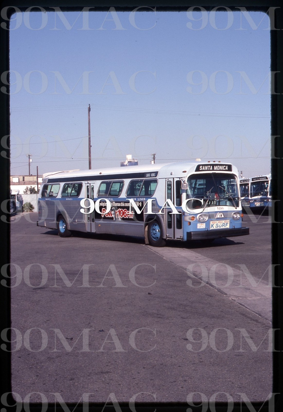 SMMBL. GM BUS #5180. Santa Monica (CA). Original Slide 1988. LAST NEW LOOK (A)