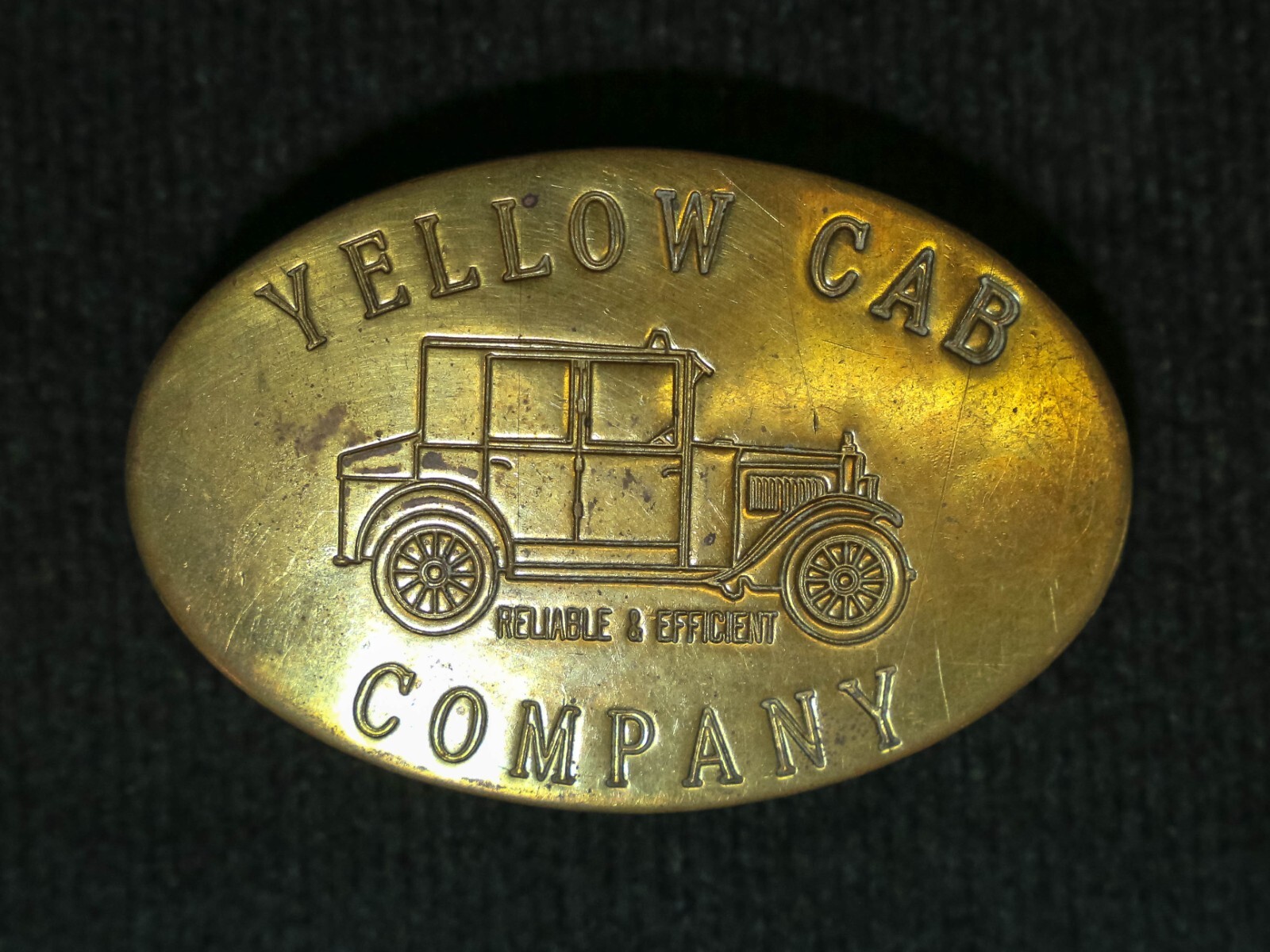 YELLOW CAB COMPANY RELIABLE & EFFICIENT Model A Automobile • Oval Brass Badge