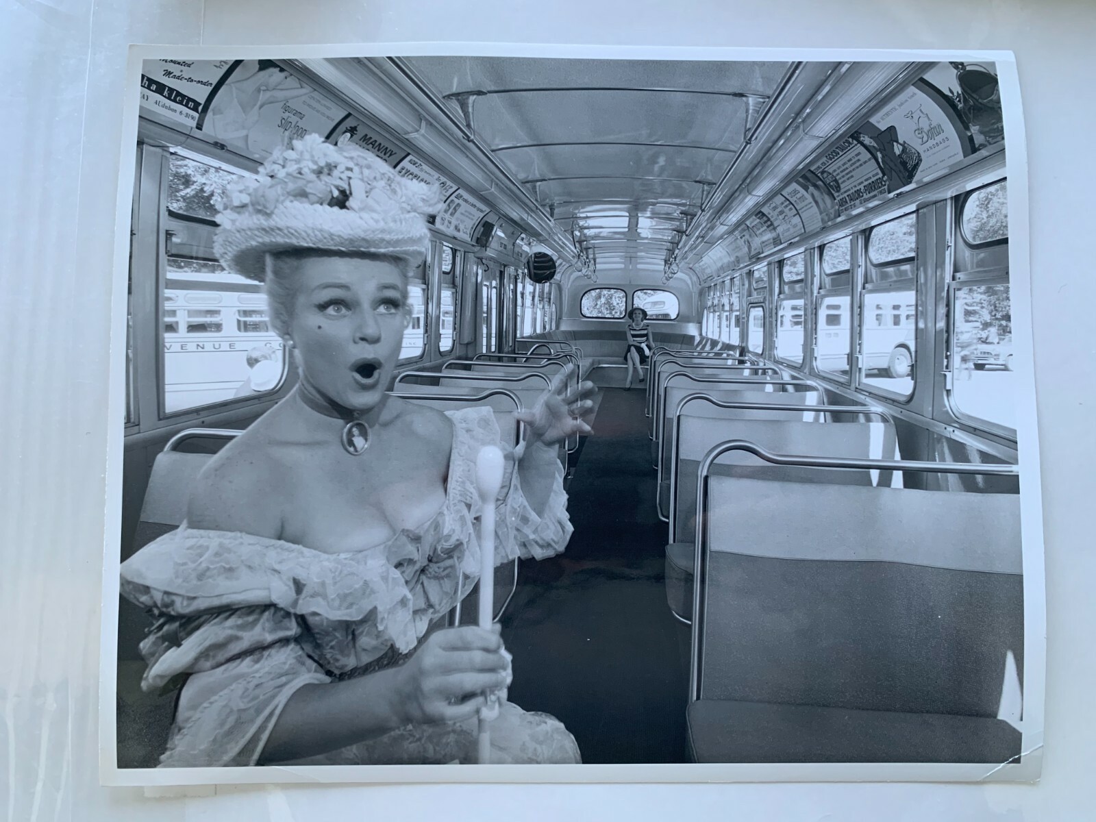 8X10 NYC BUS 2 CLASSY WOMEN DRESSED UP NEW TRANSIT BUS VINTAGE PINUP PHOTOGRAPH