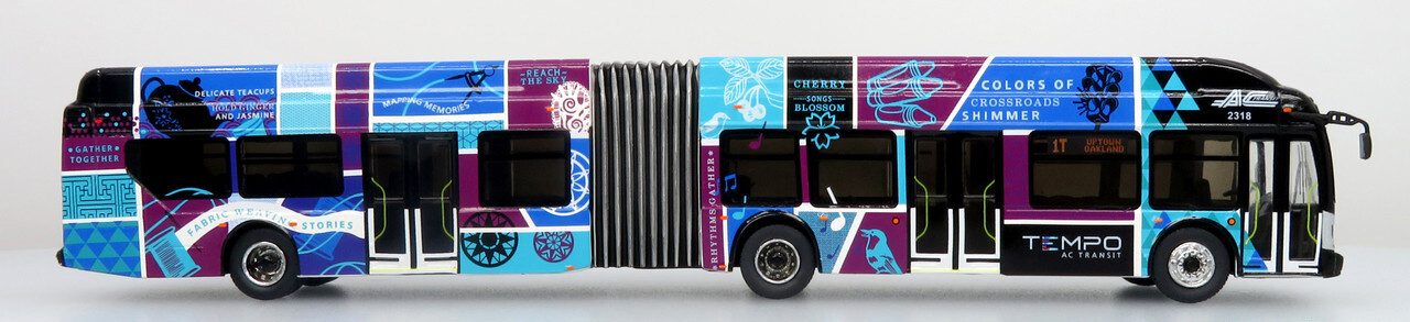 New Flyer Xcelsior Articulated Bus AC Transit Transpo 1:87 Scale Iconic Replica