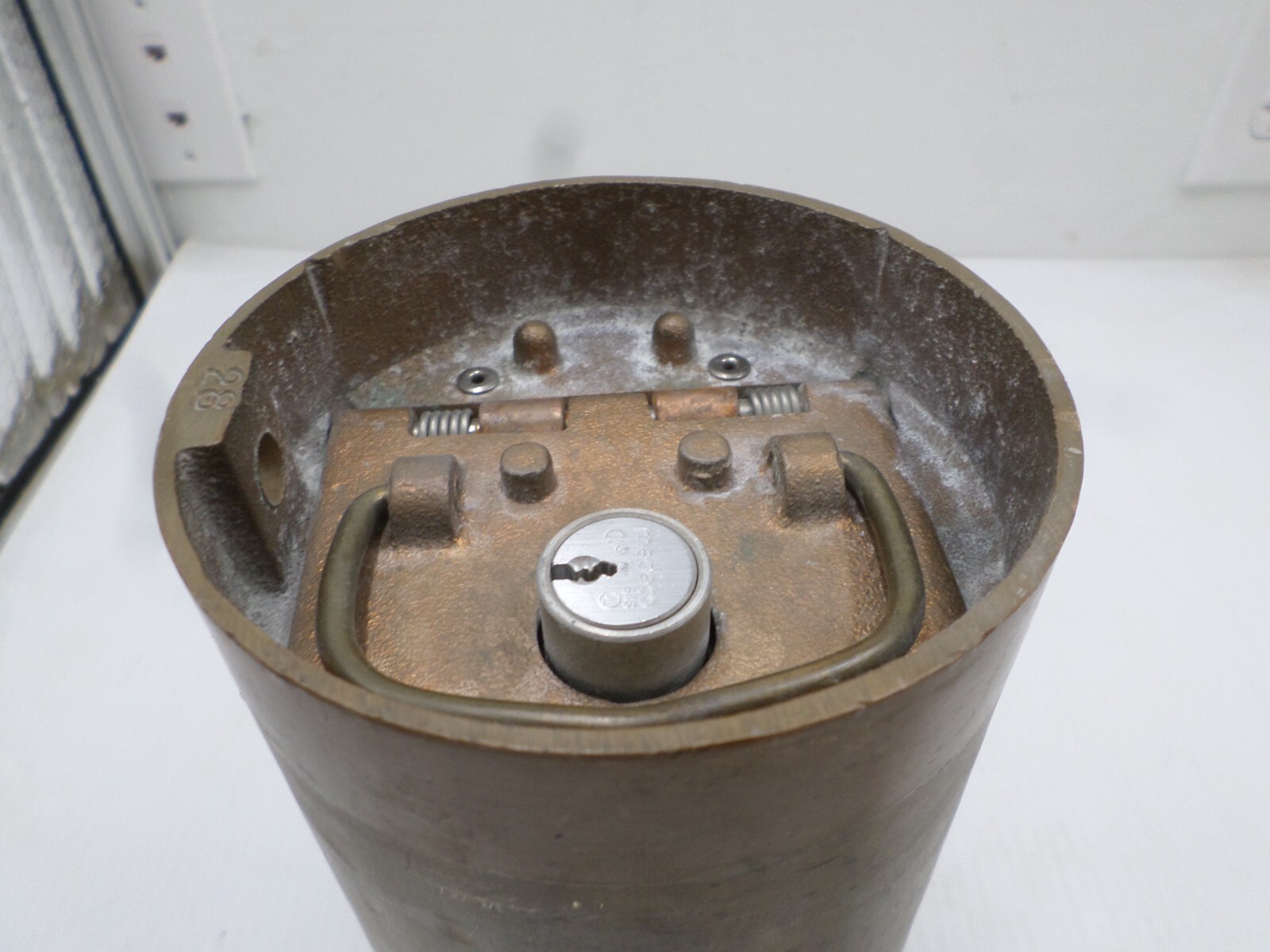 Vintage Diamond Mfg Brass Fare Box Money Vault Cylindrical 9″ X 4-3/4″ #28 DART