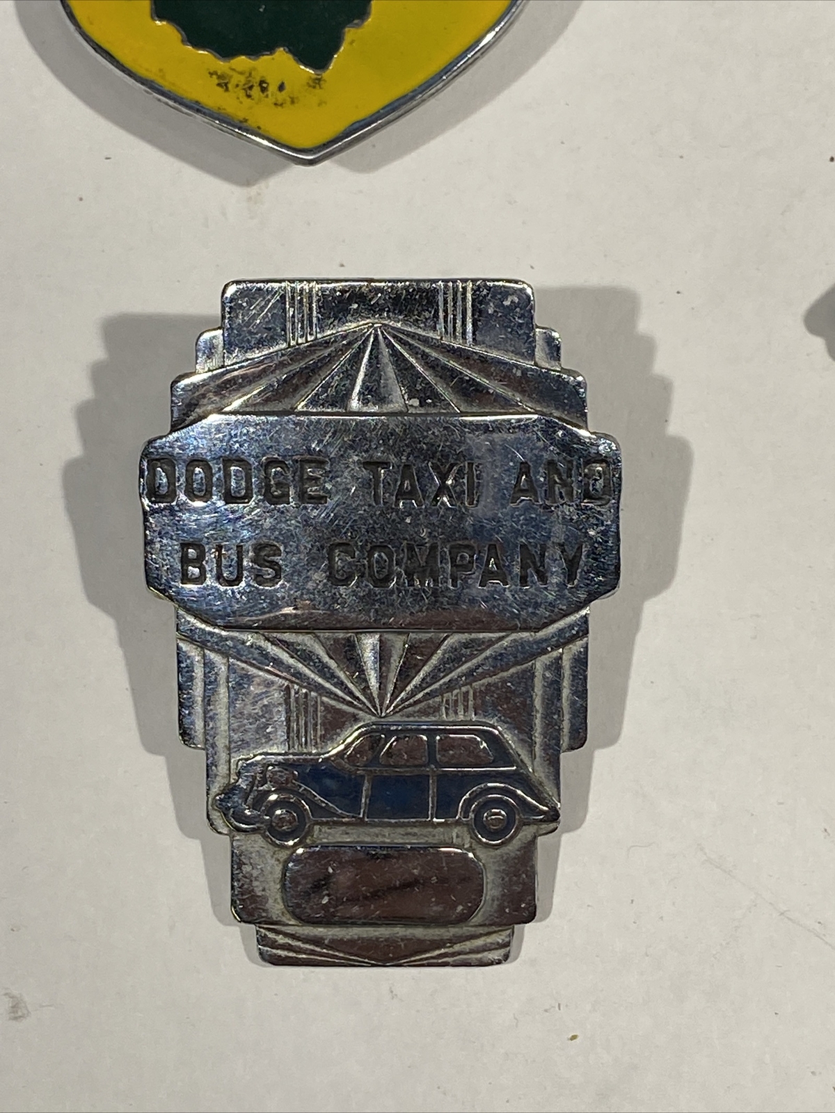 4 VINTAGE OHIO BUS LINE BLUE BIRD RED CAB DODGE TAXI BUS CO HAT BADGE EMBLEMS I5