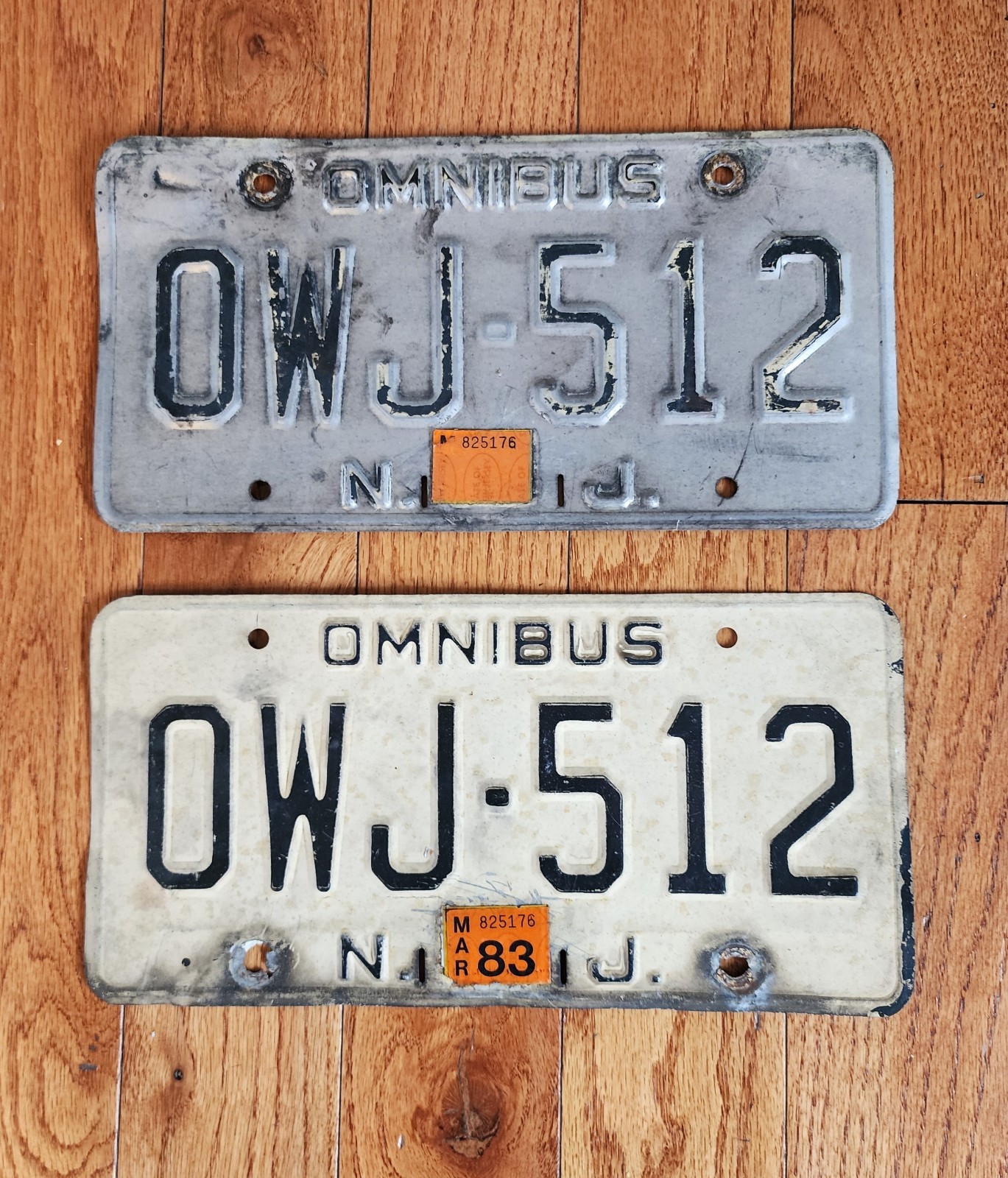 VINTAGE NEW JERSEY OMNIBUS BUS LICENSE PLATE OWJ-512 NJ – ONE PAIR