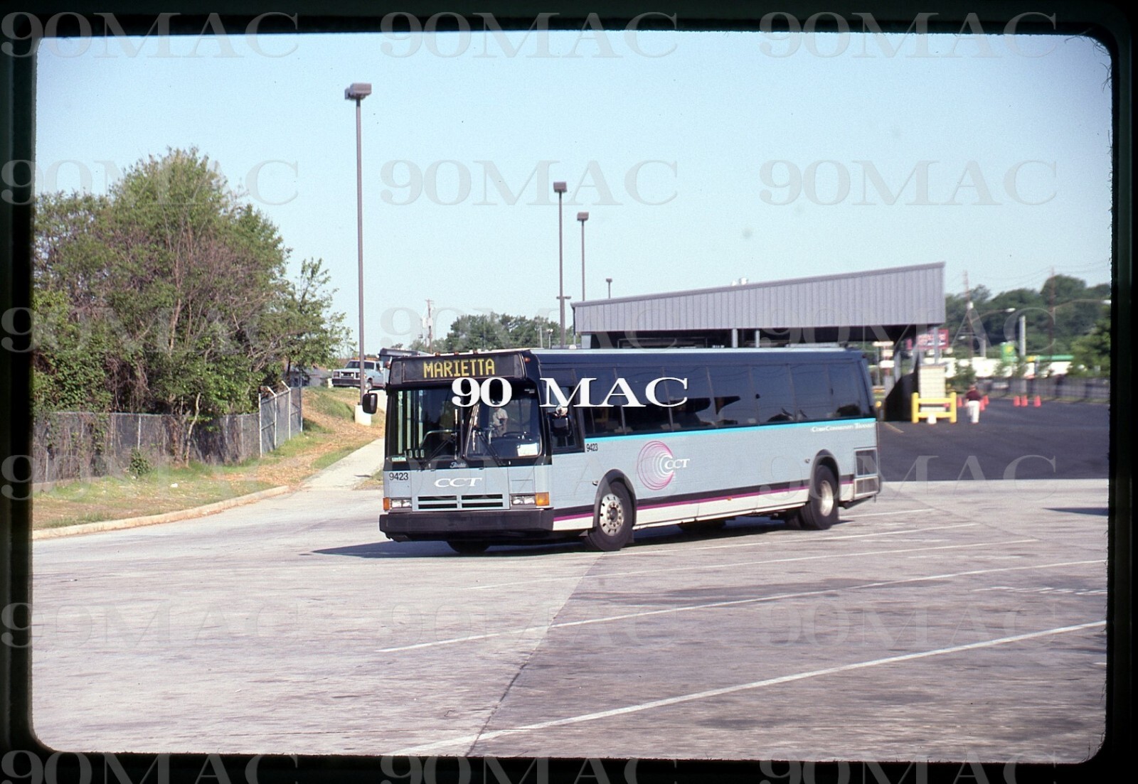 COBB COMMUNITY TRANSIT. FLXIBLE BUS #9423.Marietta (GA). Original Slide 1995.(A)