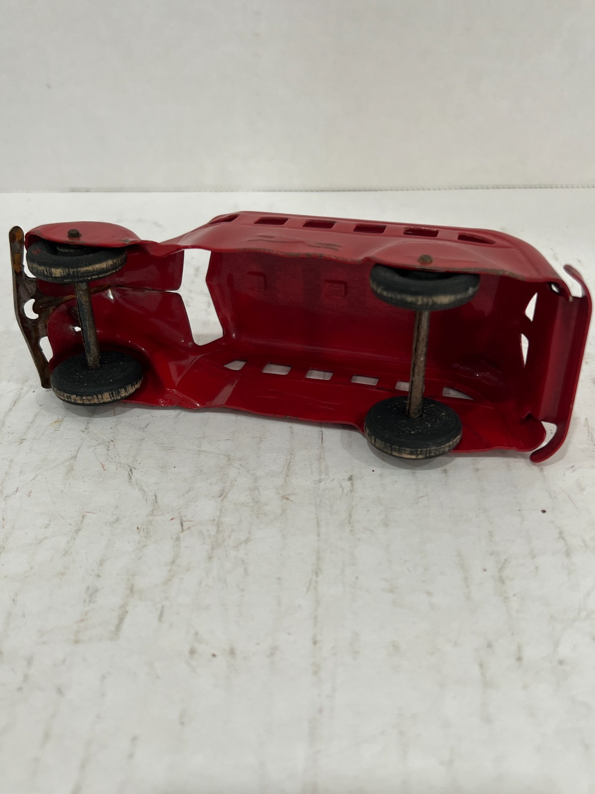 VINTAGE 30’S PRESSED STEEL WOOD WHEEL RED GREYHOUND BUS EMBOSSED GREYHOUND WOW