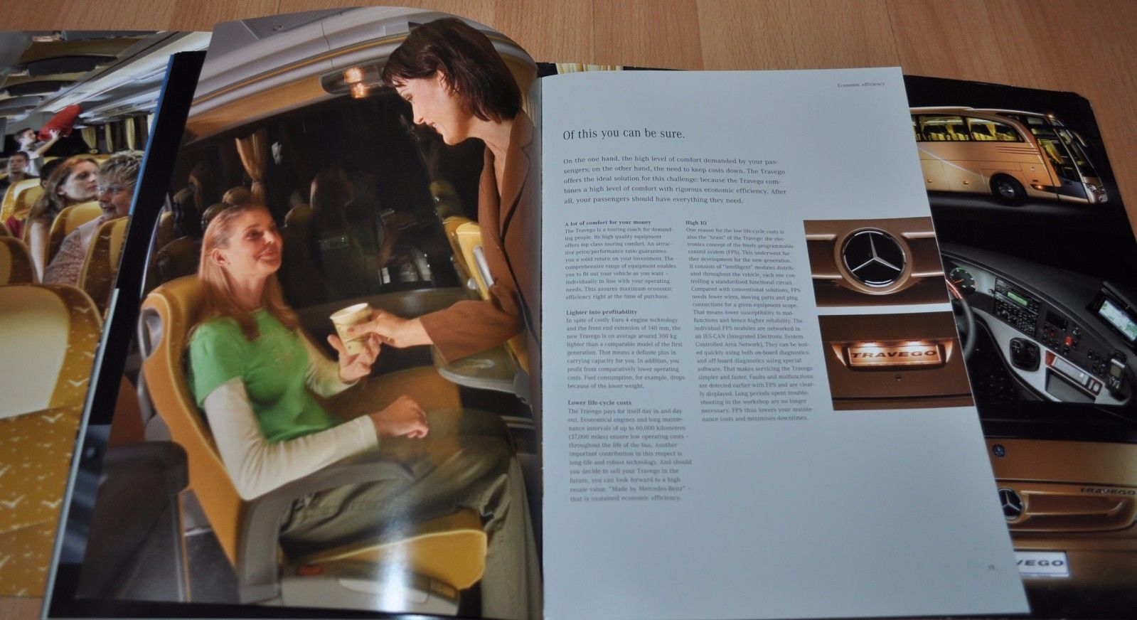 Mercedes Benz Press Kit Folder Travego Omnibus Brochure Prospekt 2005