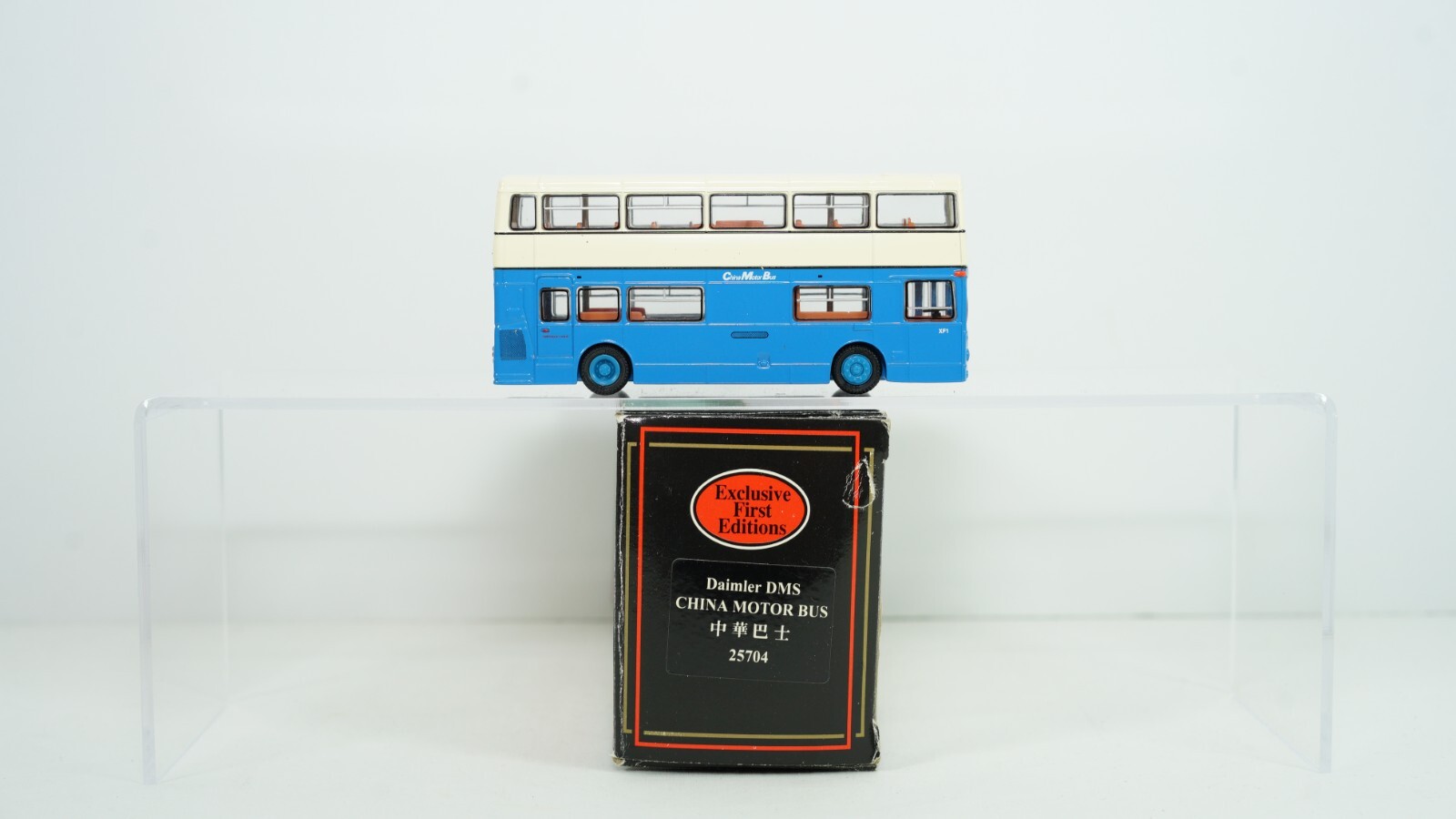 EFE Gilbow 1/76 Daimler DMS China Motor Bus Item 25704 NEW W20