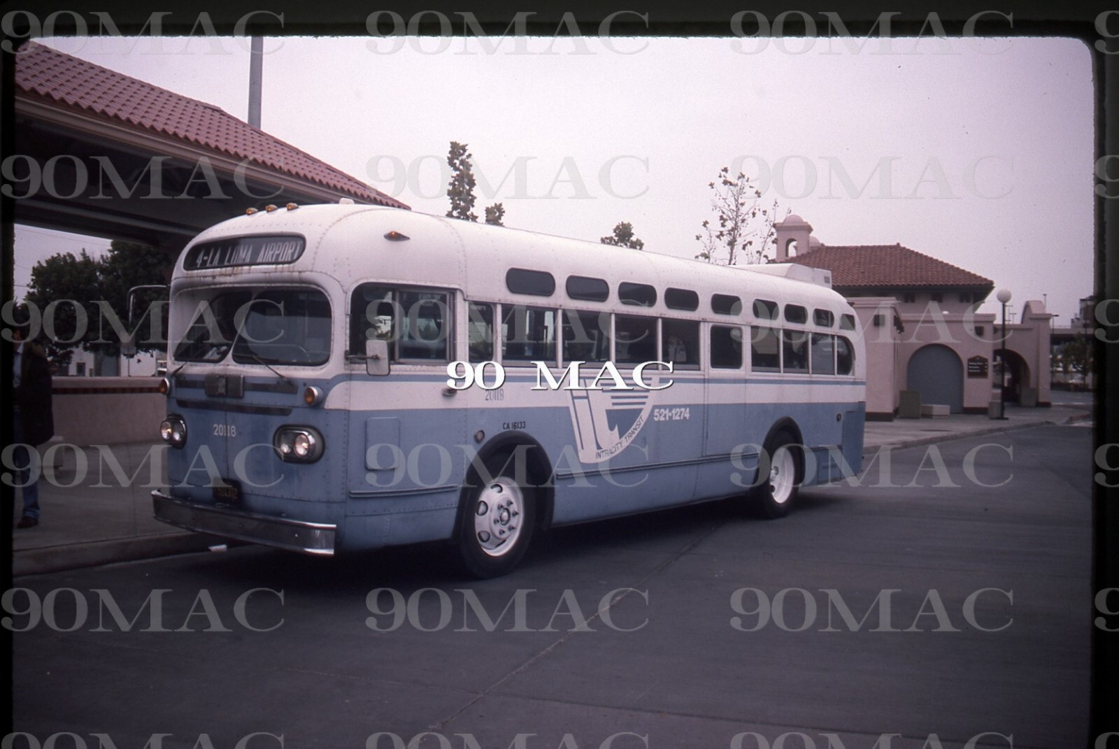 INTRACITY TRANSIT. GM COACH BUS #20118. Modesto (CA). Original Slide 1994.