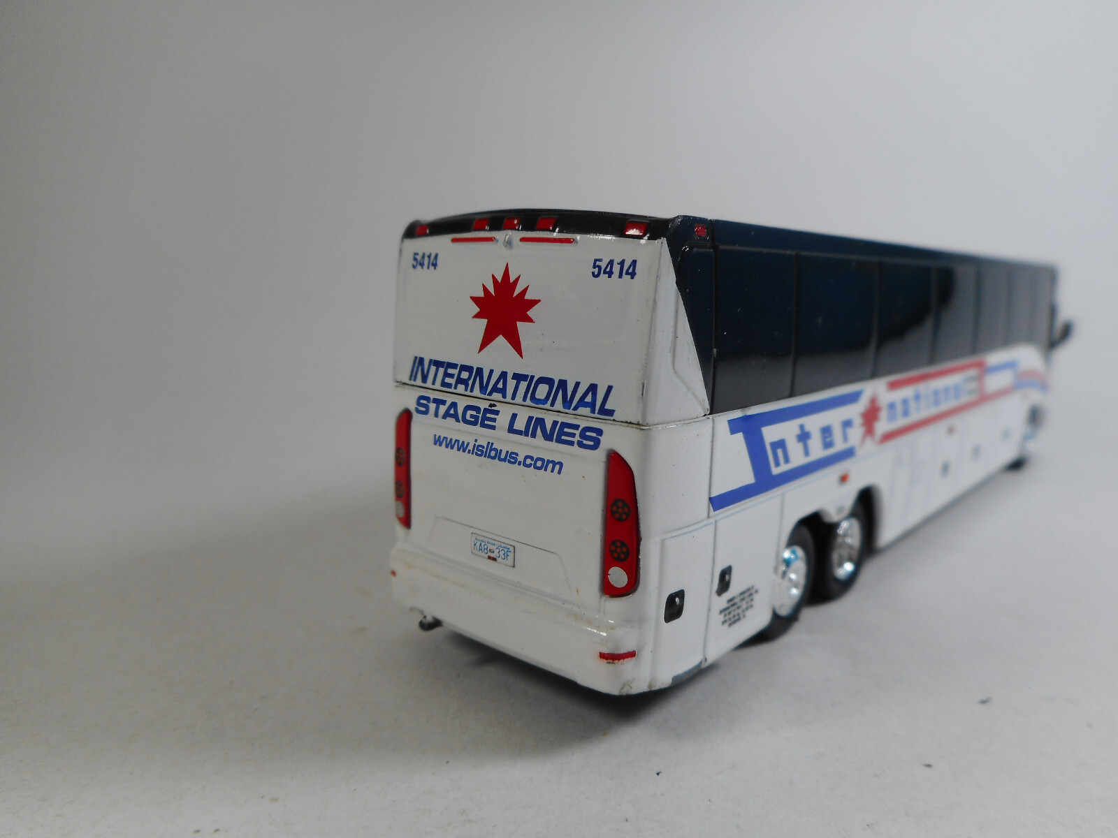 Iconic Replicas 1:87 MCI J4500 Coach International Stage Lines USA