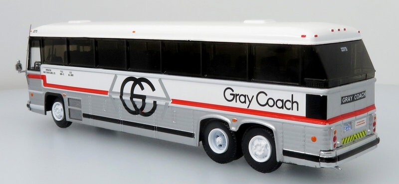 Iconic Replicas 1:87 MCI MC-9 Crusader II Intercity Coach: Gray Coach