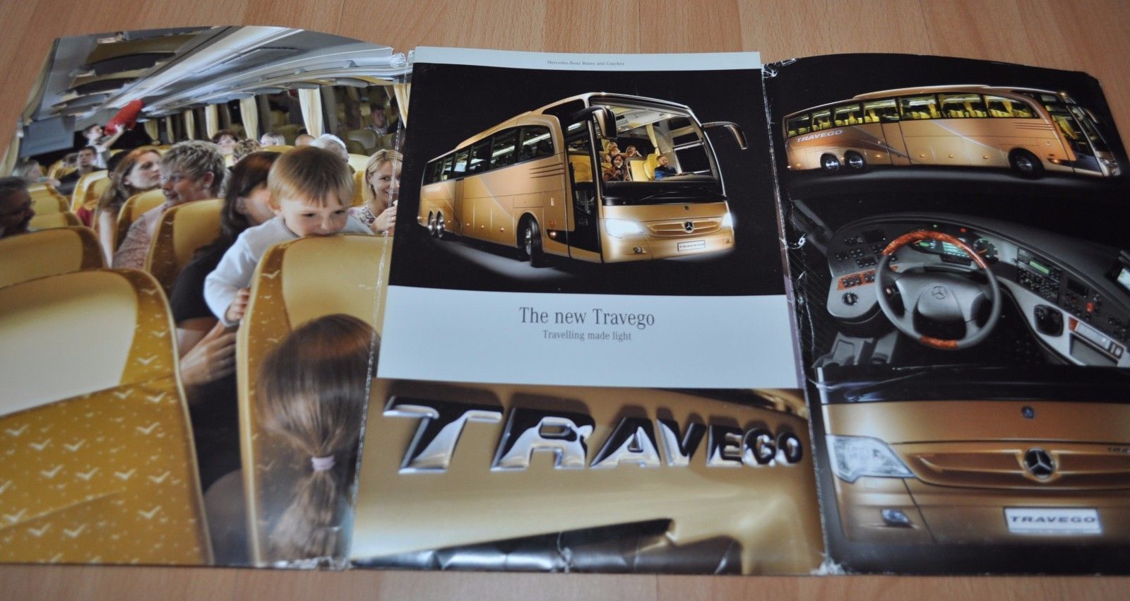 Mercedes Benz Press Kit Folder Travego Omnibus Brochure Prospekt 2005