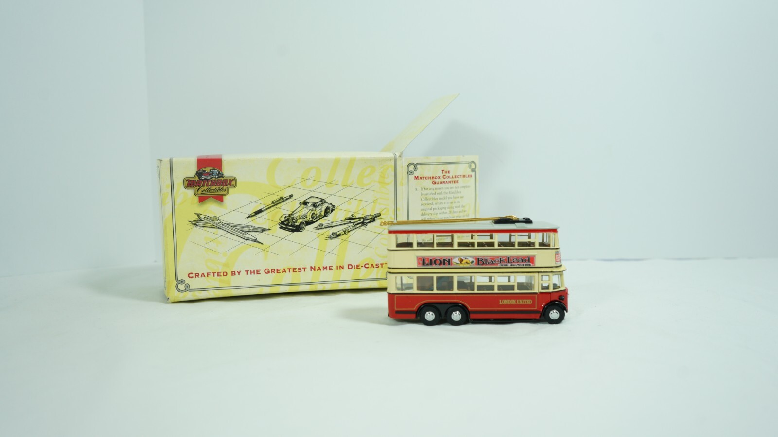 Matchbox 1931 Diddler London United D/Deck Trolleybus Item YET03-M NEW HO1