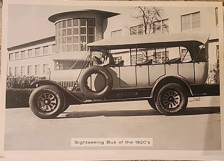Sightseeing Bus Of The 1920s