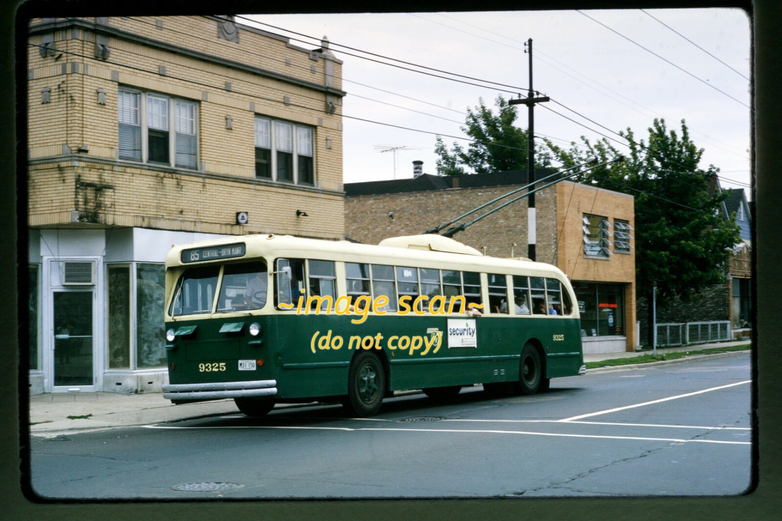 CTA Chicago Transit Trolley Bus 9325 in 1965, Kodachrome Slide h17a