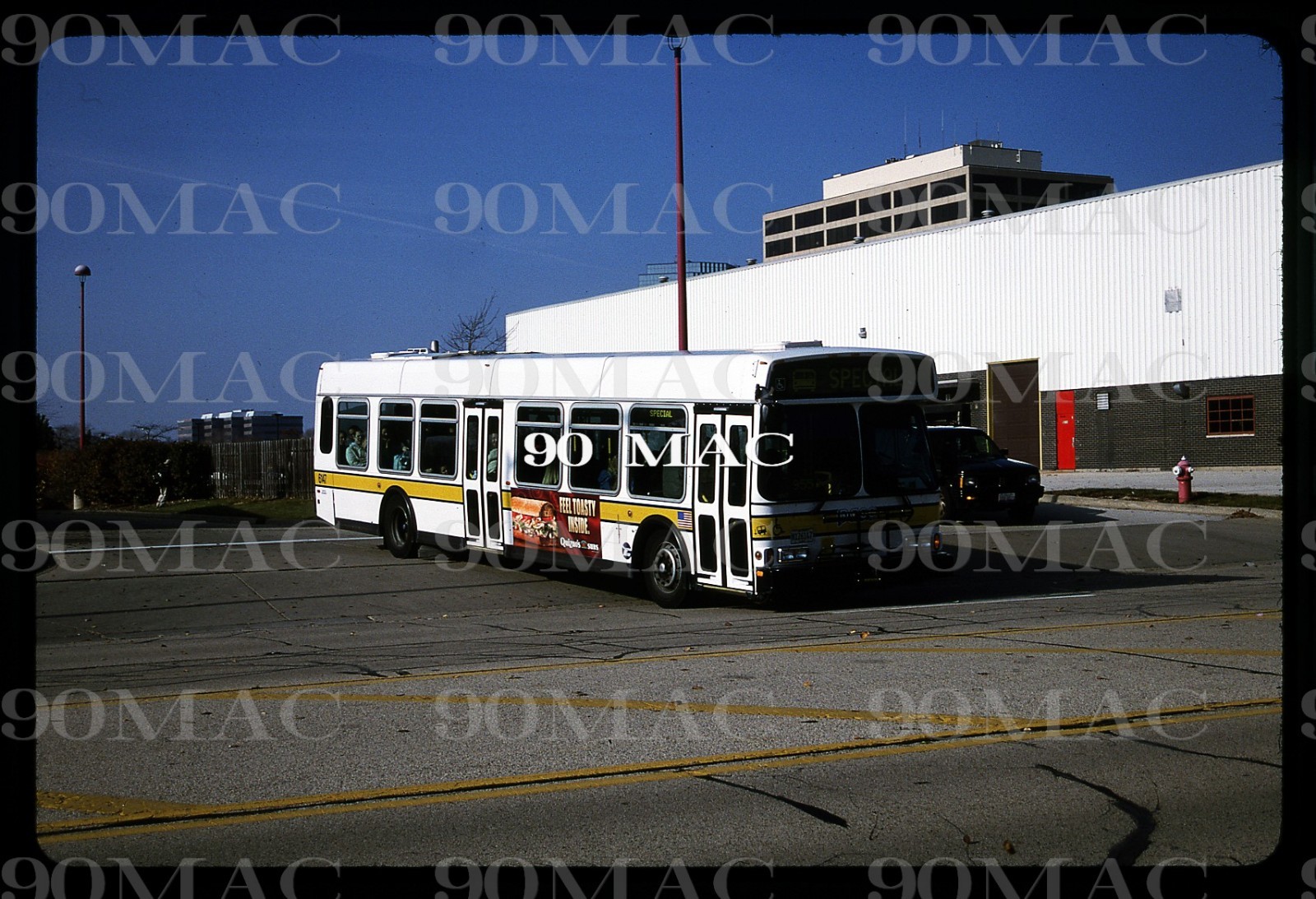 PACE. ORION BUS #6147. LOMBARD (IL). Original Slide 2002.