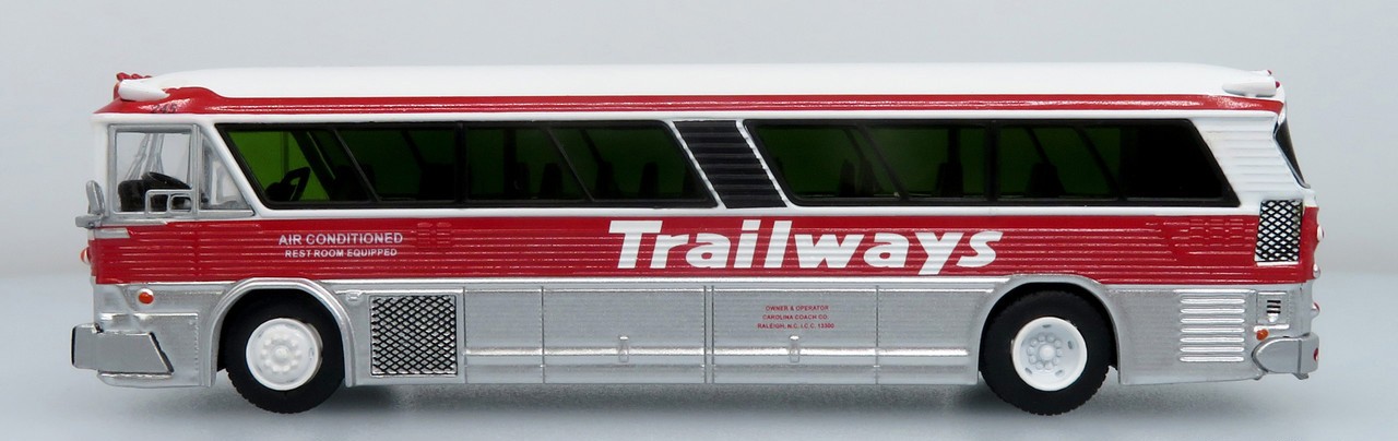 New MCI MC-5A Coach Bus Trailways 1/87/HO Scale Bus Iconic Replicas