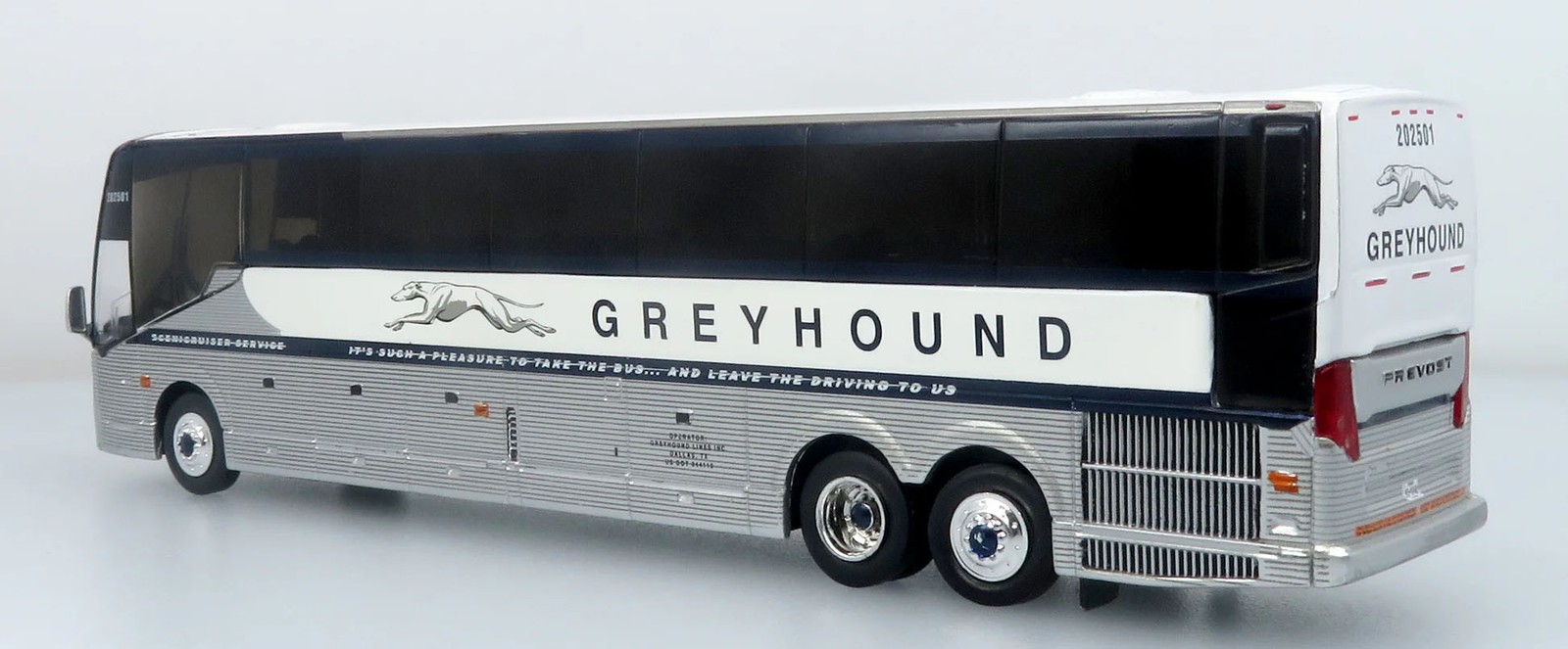 New! Prevost H-345 Greyhound New York Vintage Livery 1/87 Scale Iconic Replicas
