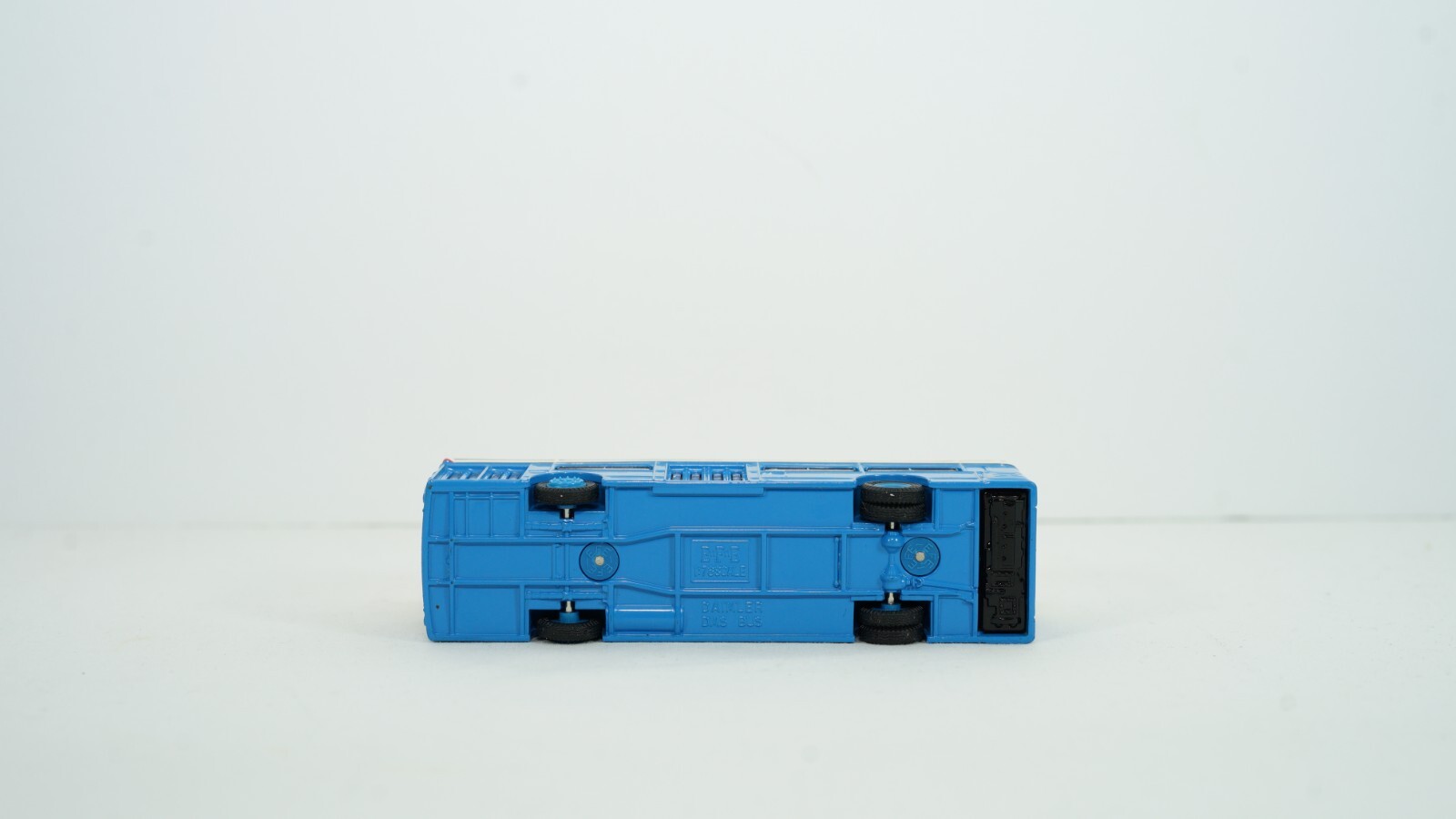 EFE Gilbow 1/76 Daimler DMS China Motor Bus Item 25704 NEW W20