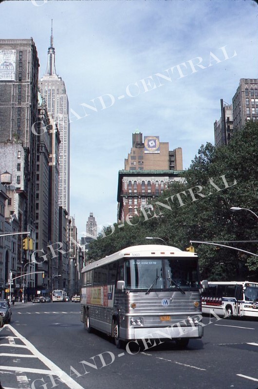 ORIGINAL 1984 NYCTA MTA NEW YORK CITY BUS SLIDE #5903 MANHATTAN NY LEASE MC8