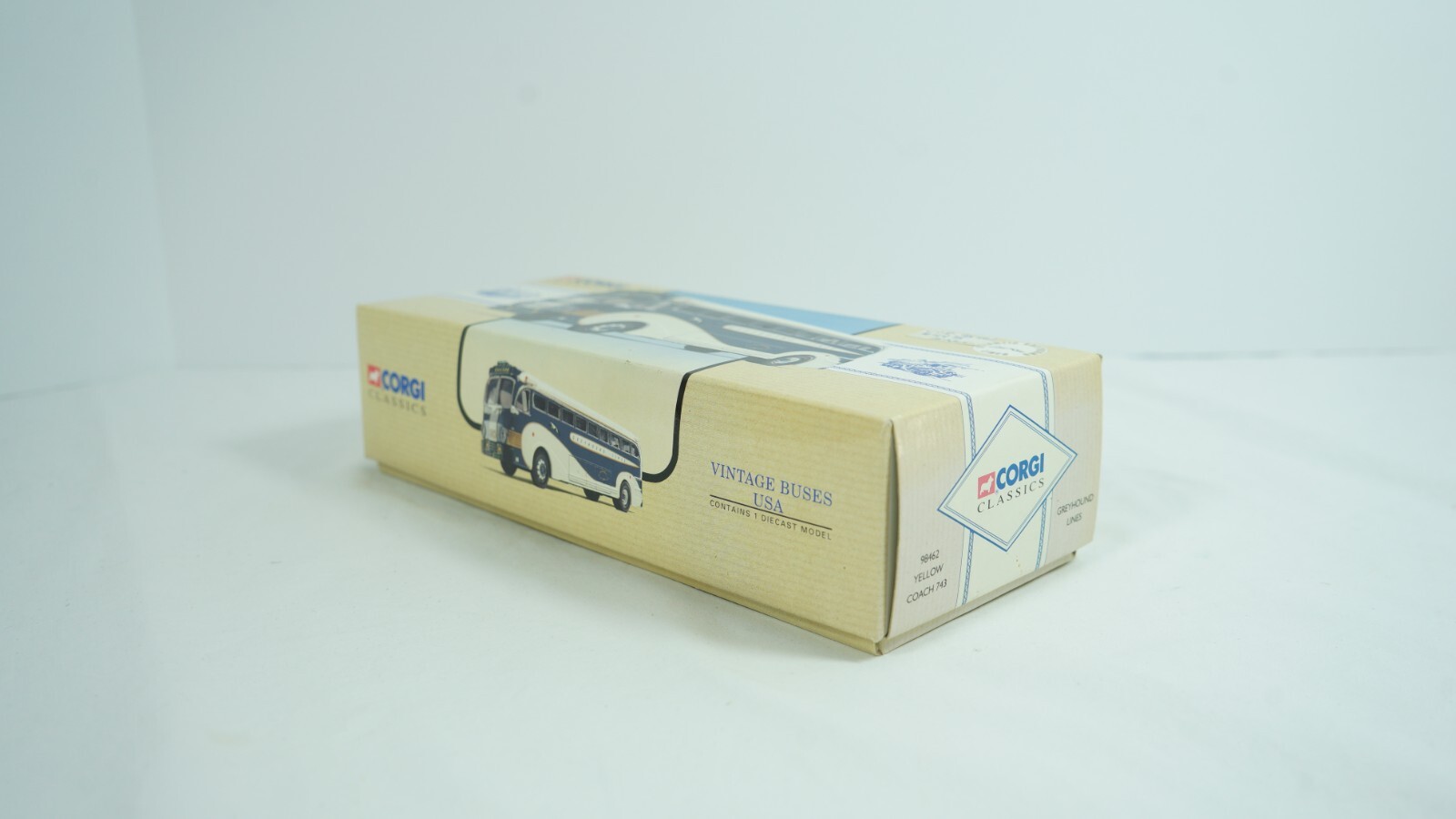 Corgi Classics Yellow Coach 743 Greyhound Lines Vintage Bus Item 98462 NEW HO1