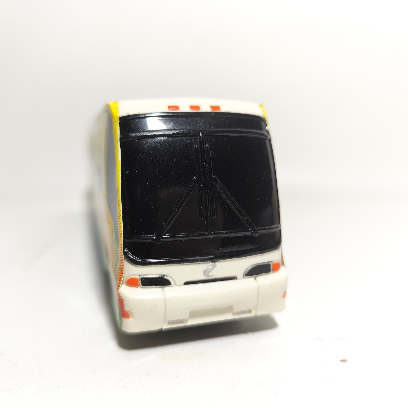MCII Motor Coach Industries Universal Coach UMA 2000 Bus Bank Tropical Birds