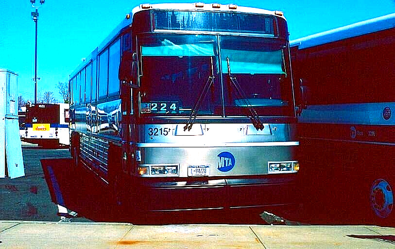 ORIGINAL KODACHROME SLIDE MTA BUS 2005 MCI D-4500 #3215 SPRING CREEK DEP 3/29/08