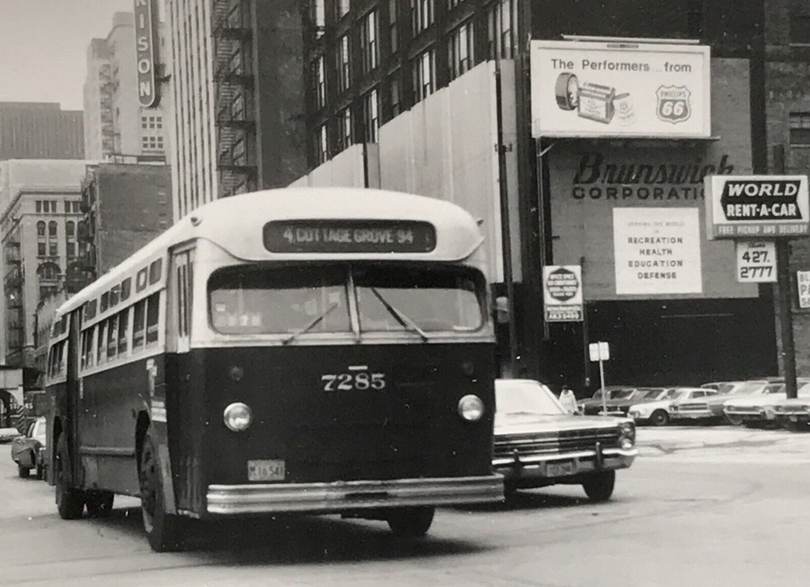 Chicago Transit Authority CTA Bus #7285 Route 4 Cottage Grove Photo Brunswick