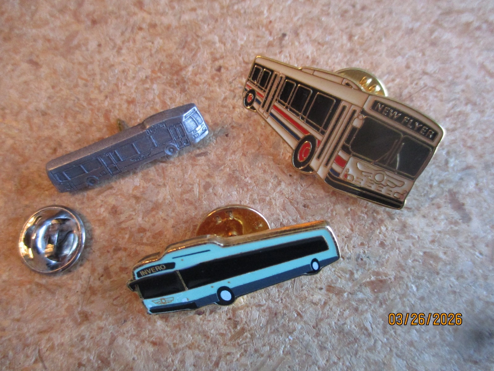 OLD NEW FLYER CANADA BUS PINS INVERO PINBACK VINTAGE x 3