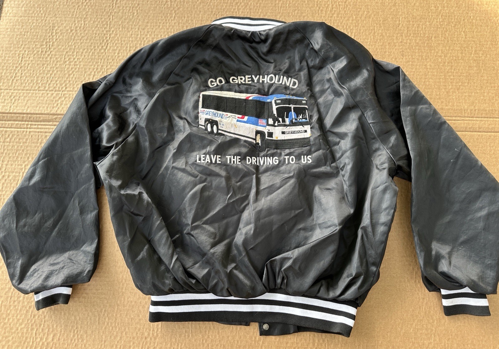 RARE Vintage Greyhound Satin Jacket Black Embroidered Coach Bus Graphic Size MED