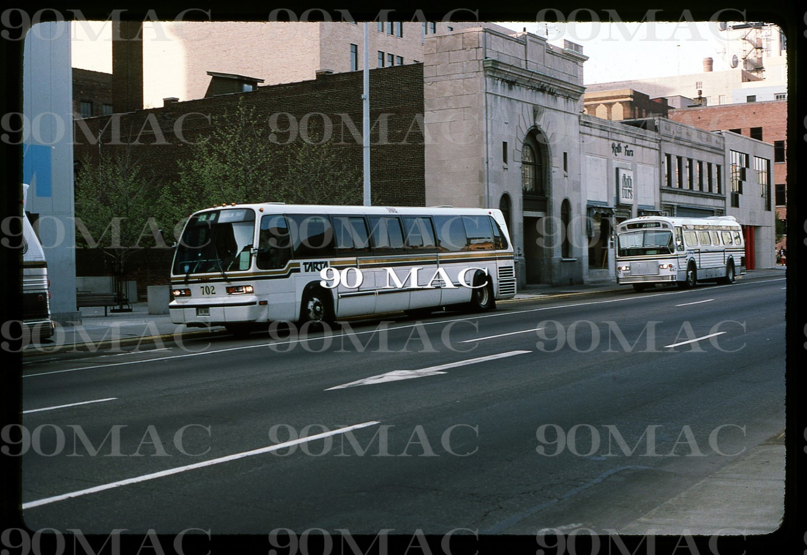 TARTA. GM RTS BUS #702. Toledo (OH). Original Slide 1985.