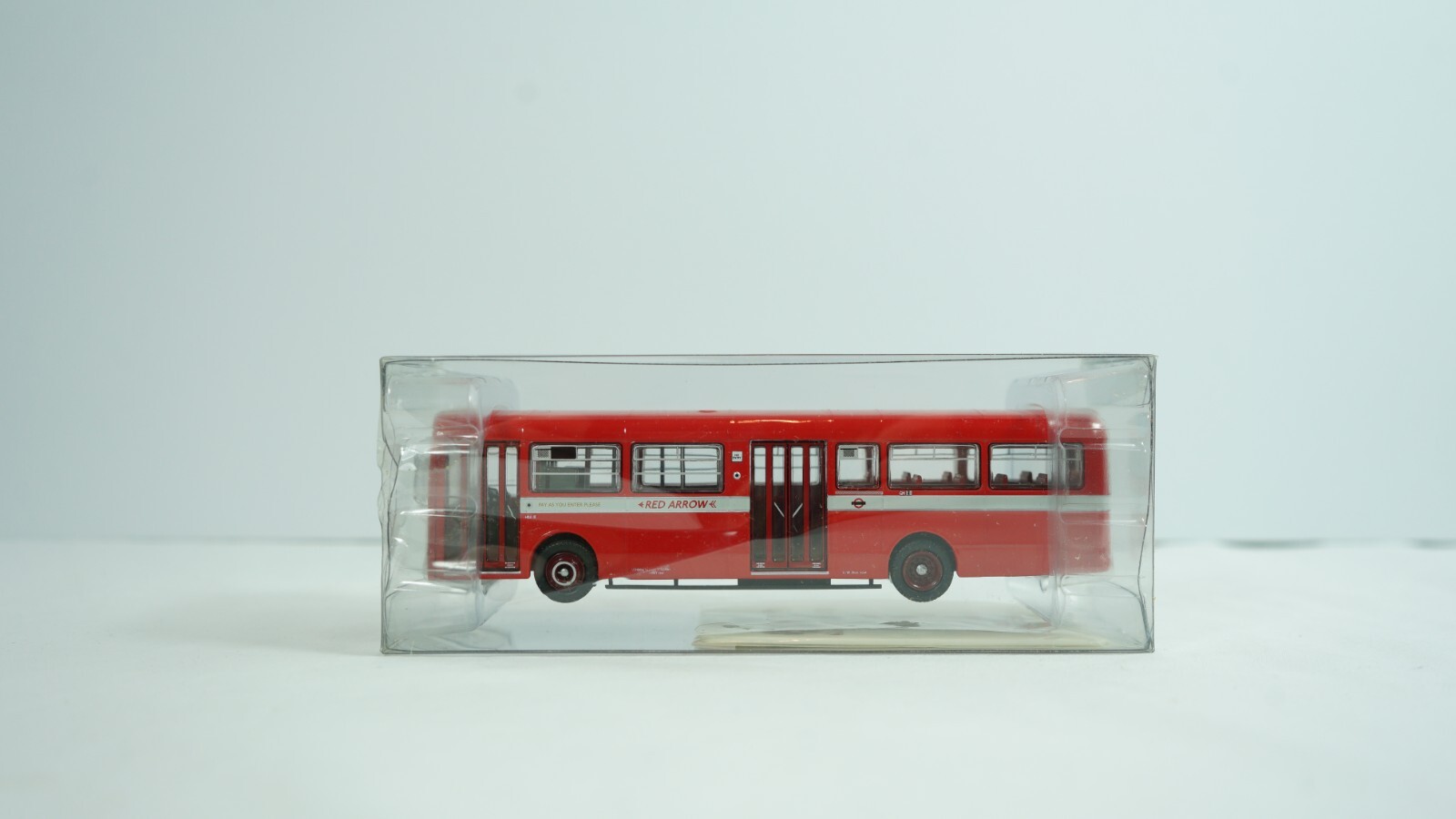 Britbus 1/76 Diecast AEC Merlin London Transport Red Arrow Item ME-01 NEW B18