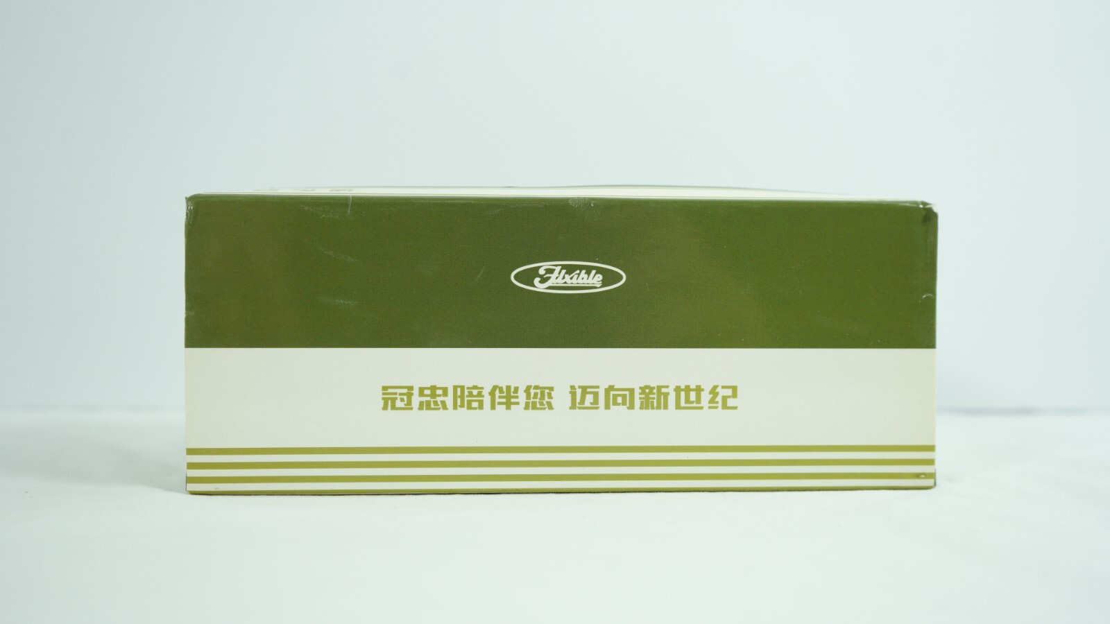 Flexible 52Bus Model 1/76 Diecast China Metro Bus Item CFC6110GD HO7