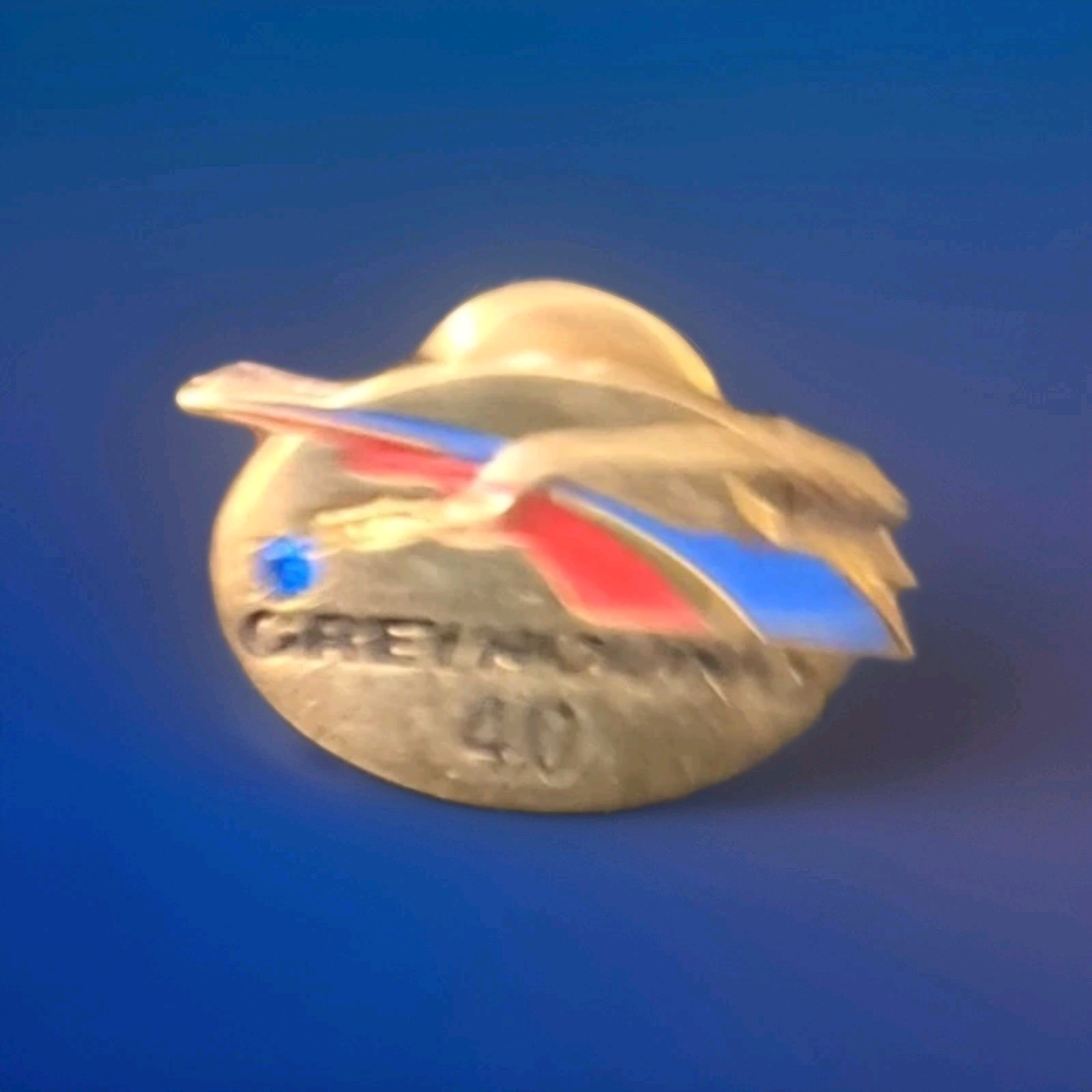 Greyhound Bus 40 Years Driver service award tie pin