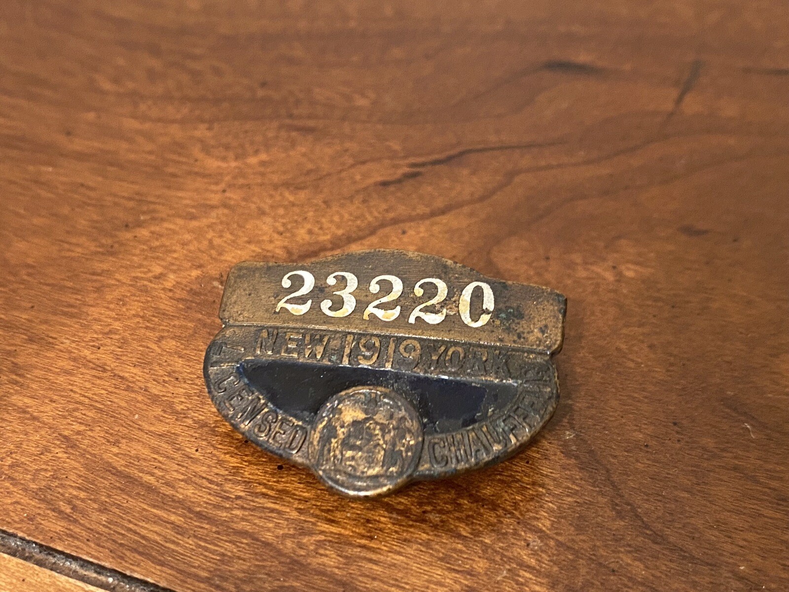 Antique 1919 New York Licensed Chauffeur Badge Low Number 23220