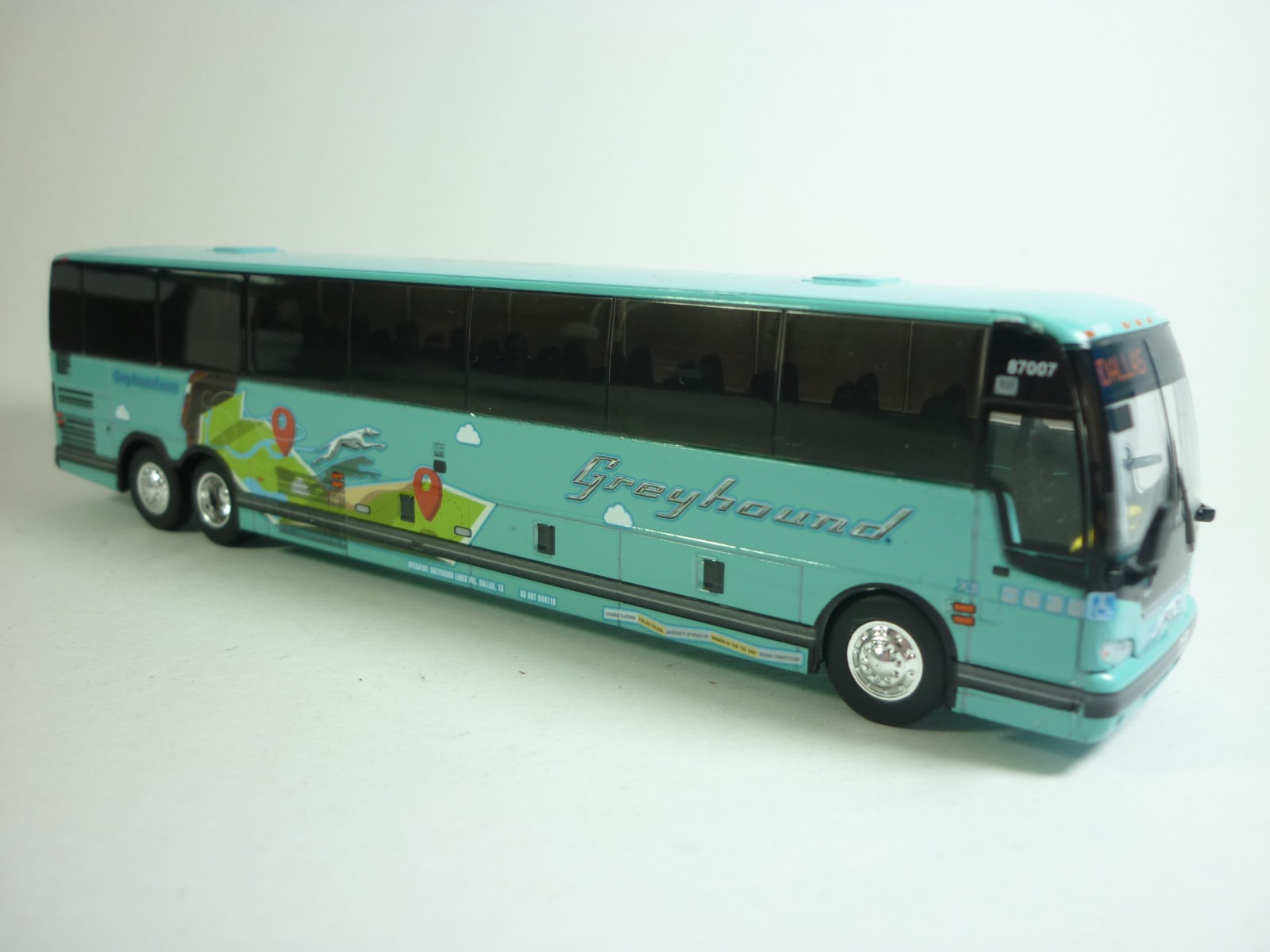 Iconic Replicas 1:87 Prevost X3-45 Bus Greyhound Journey Grey Bus Model 87-0274
