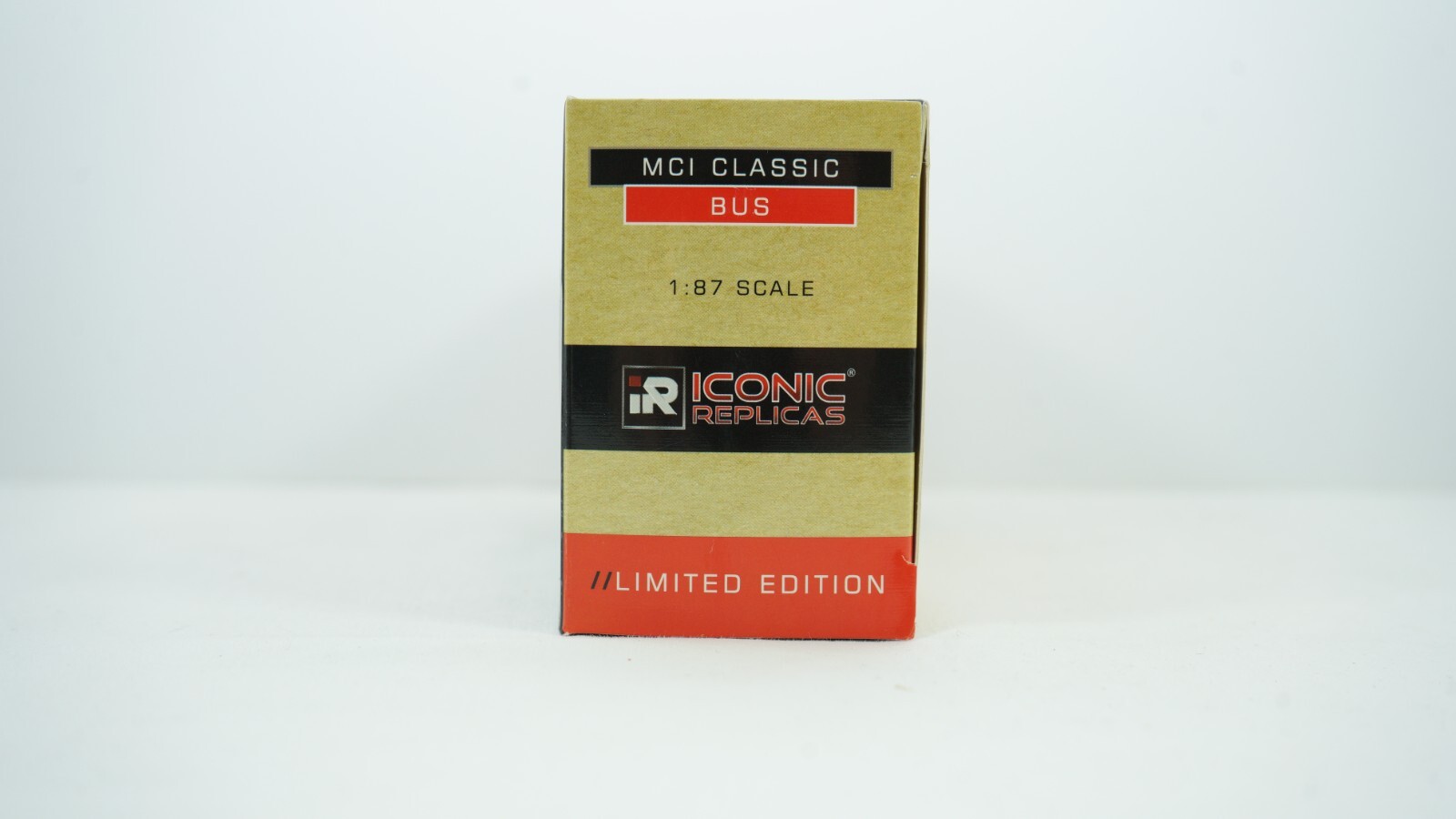 Iconic Replicas 1:87 Scale MCI Classic TTC Toronto Transit Bus 87-0392 NEW B15