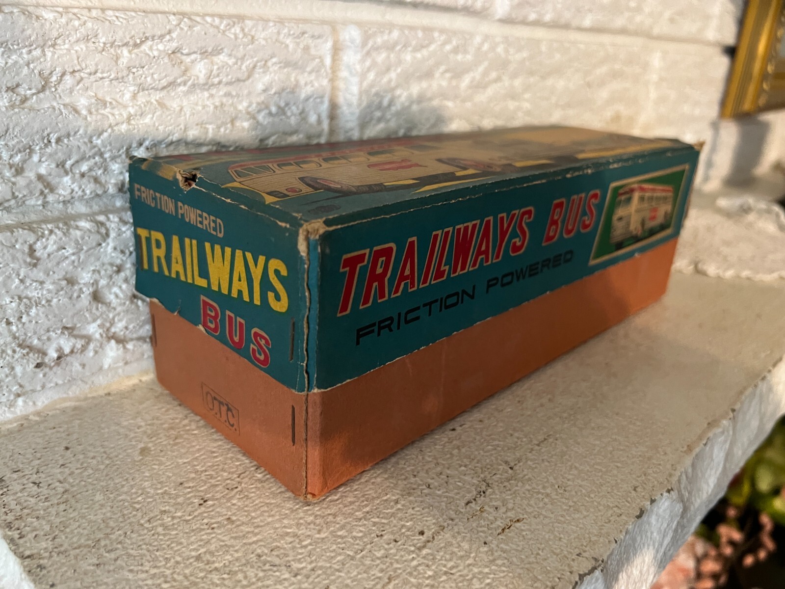 Antique Nomura (Japan) 10″ Tin Friction Trailways Bus w box